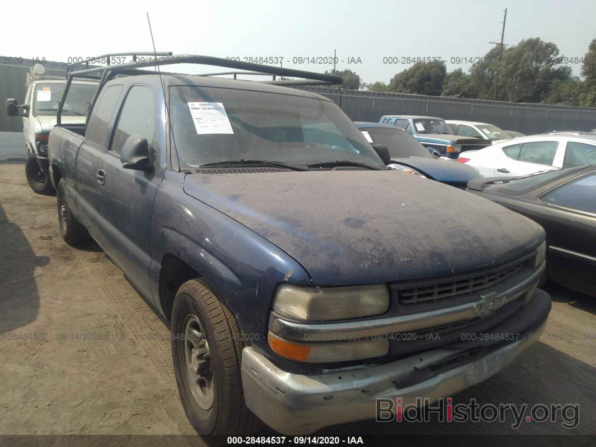 Photo 2GCEC19WX11210492 - CHEVROLET SILVERADO 1500 2001