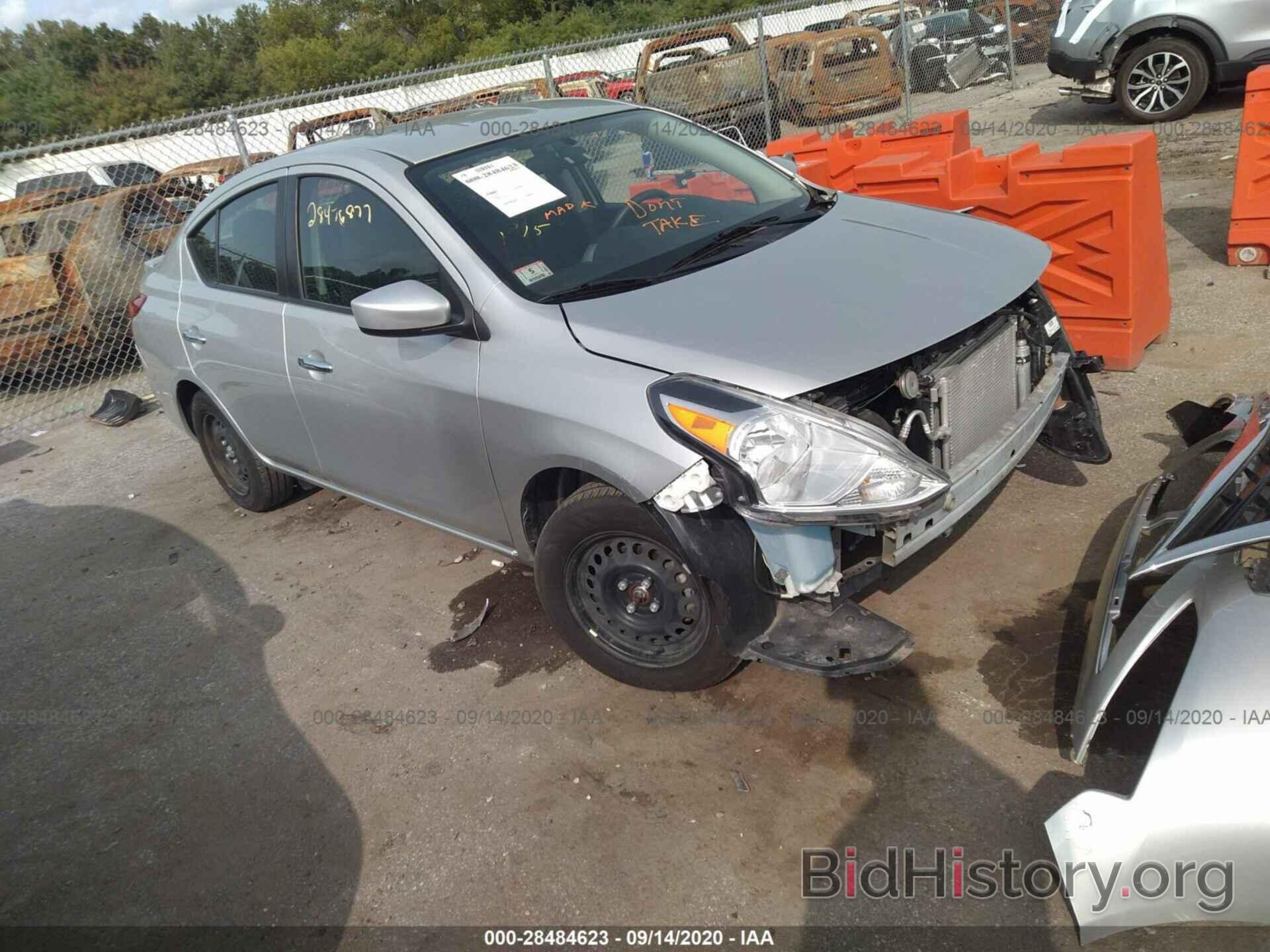 Фотография 3N1CN7AP5JL878825 - NISSAN VERSA SEDAN 2018