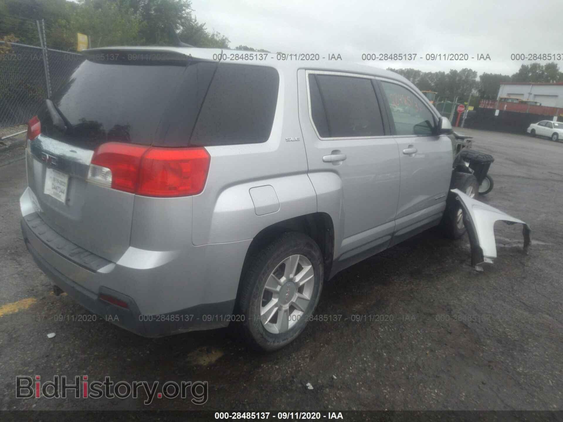 2010 GMC TERRAIN - VIN: 2CTALBEW5A6321923 - Photo 4