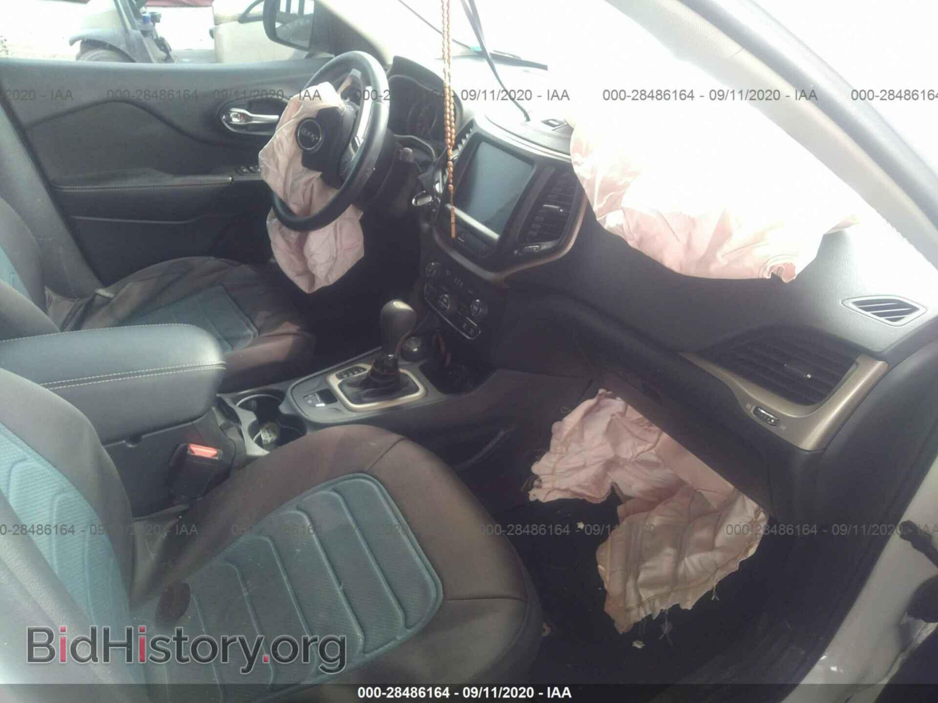 2016 JEEP CHEROKEE - VIN: 1C4PJMCS6GW187221 - Photo 5