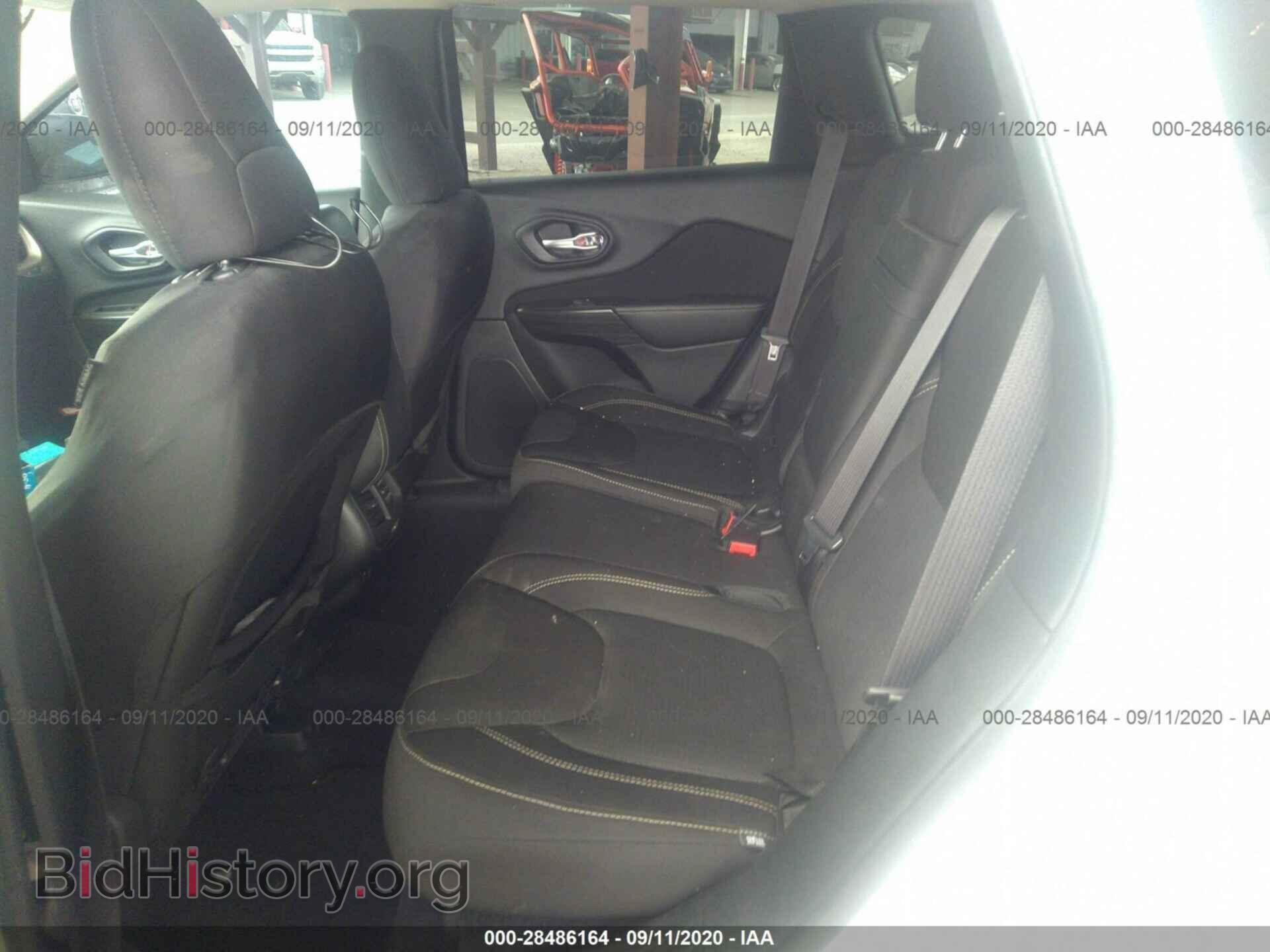 2016 JEEP CHEROKEE - VIN: 1C4PJMCS6GW187221 - Photo 8
