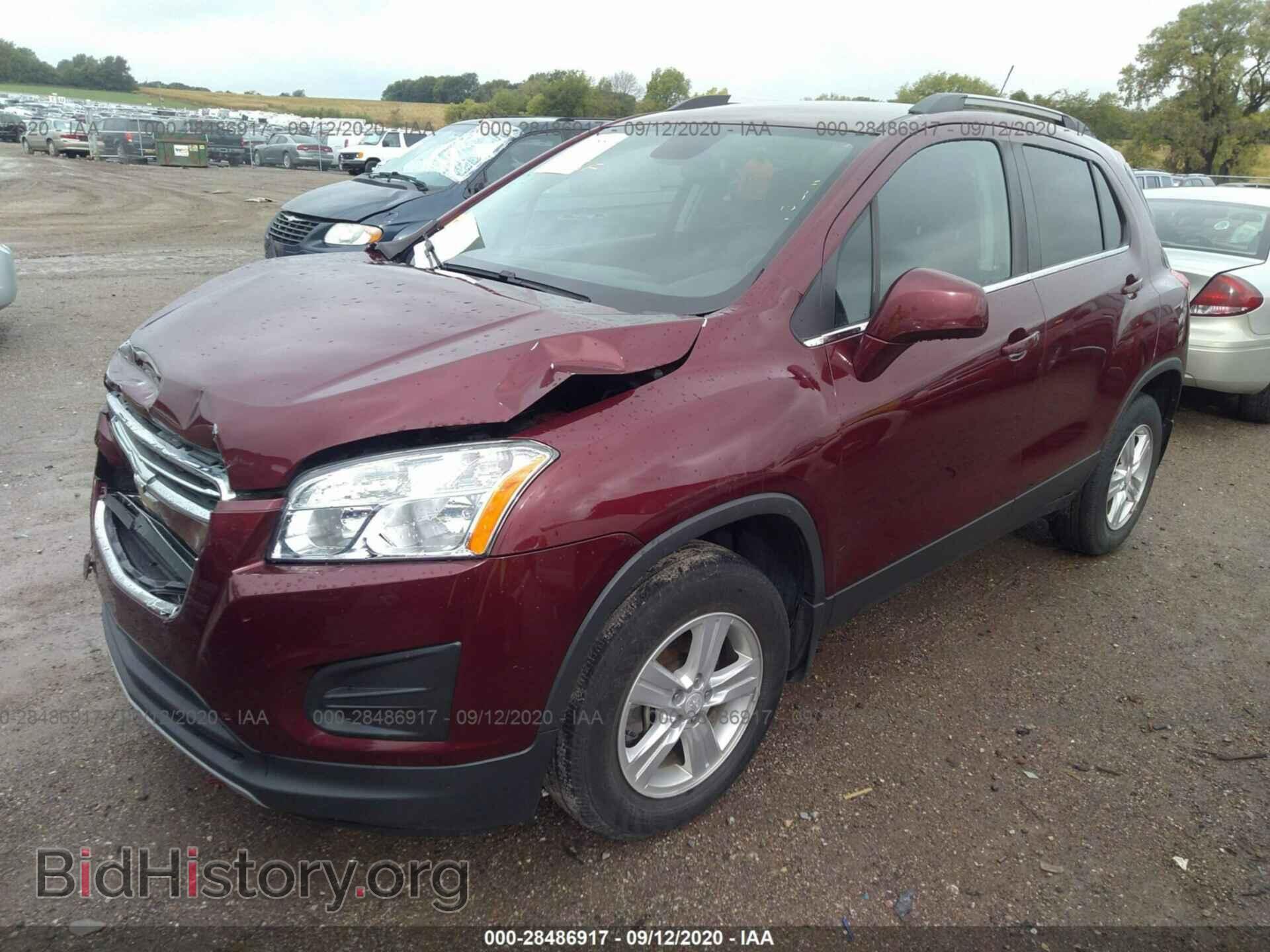 2016 CHEVROLET TRAX - VIN: 3GNCJPSB9GL135077 - Photo 2
