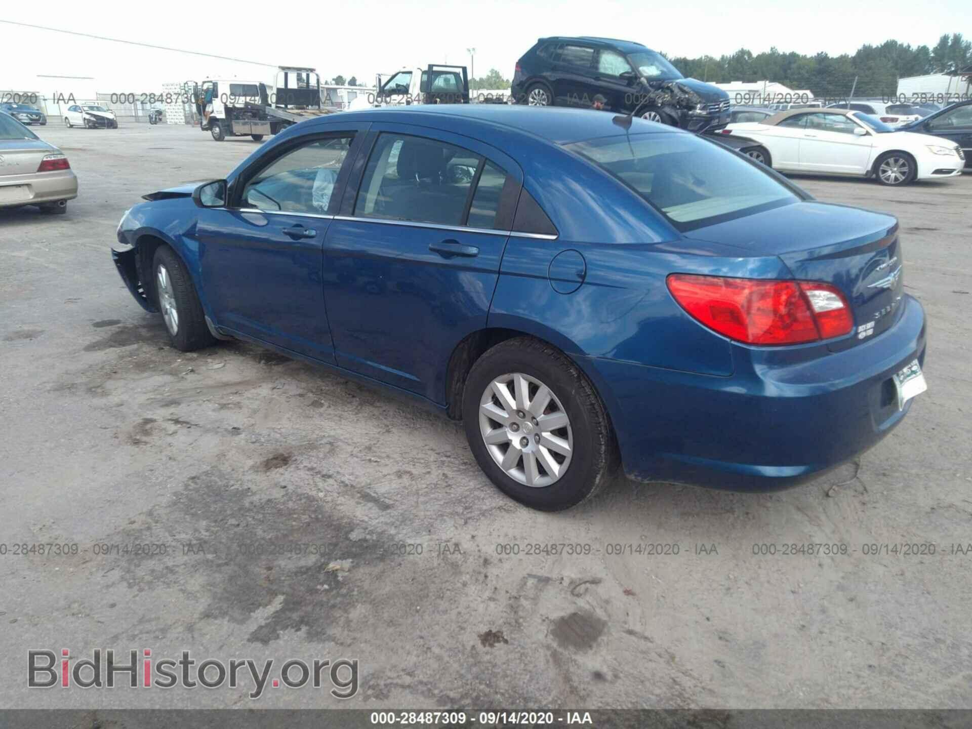 2010 CHRYSLER SEBRING - VIN: 1C3CC4FB6AN123136 - Фото 3
