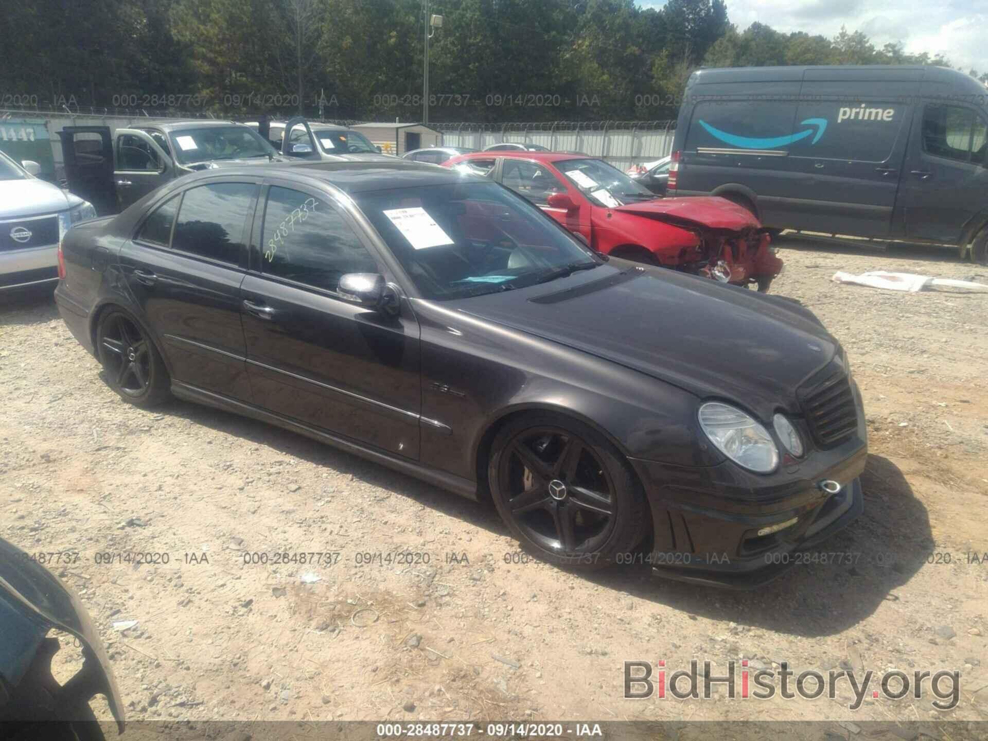 Photo WDBUF77X68B185522 - MERCEDES-BENZ E-CLASS 2008