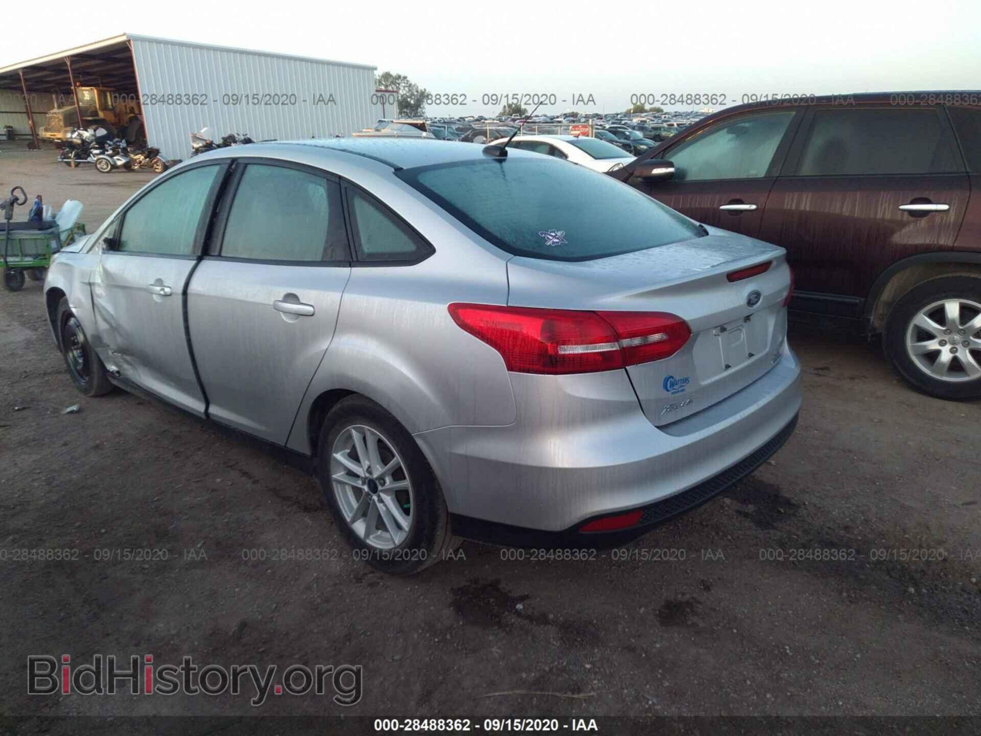 2016 FORD FOCUS - VIN: 1FADP3F2XGL361080 - Фото 3