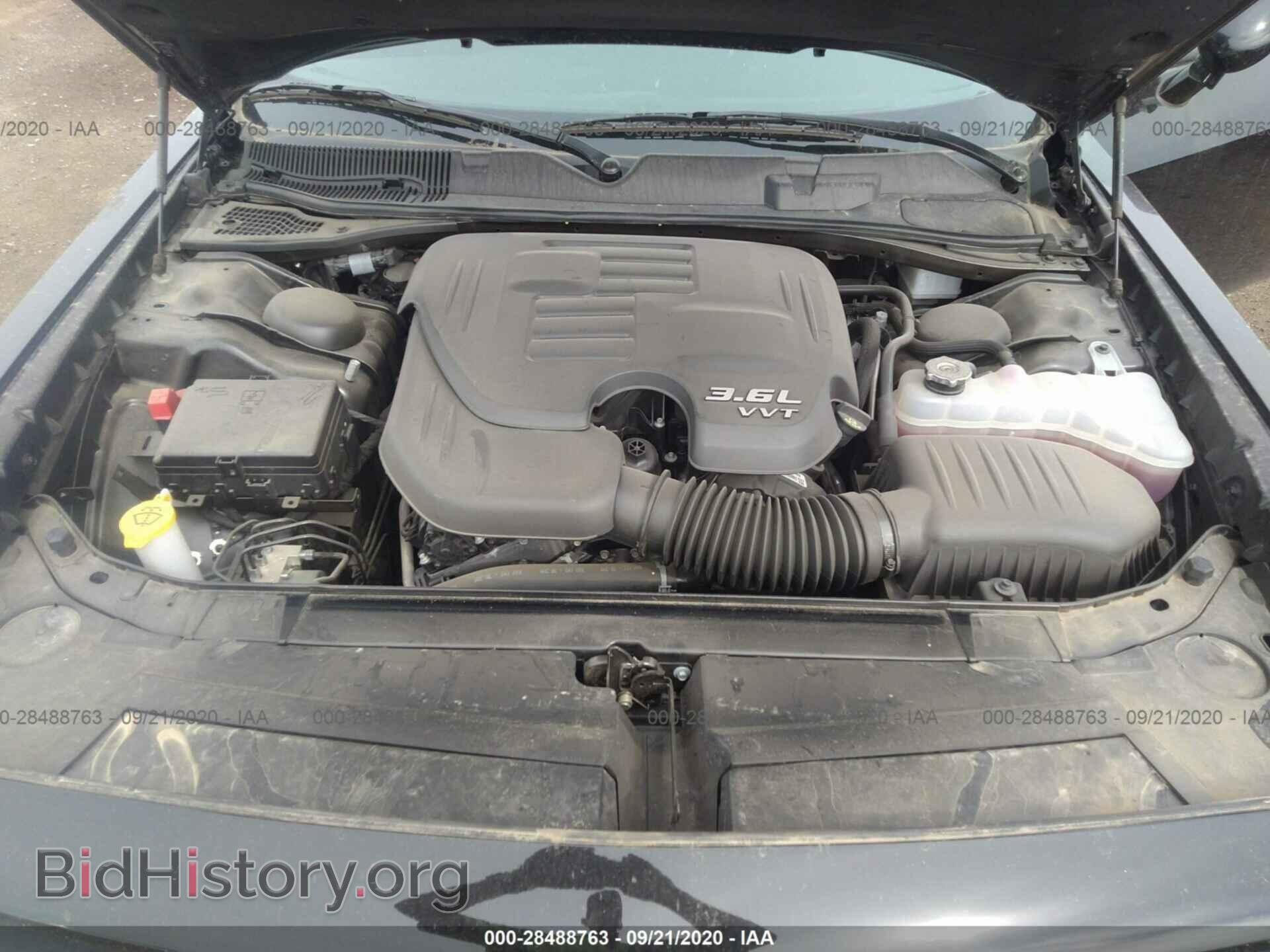 2019 DODGE CHALLENGER - VIN: 2C3CDZAG7KH750662 - Photo 10