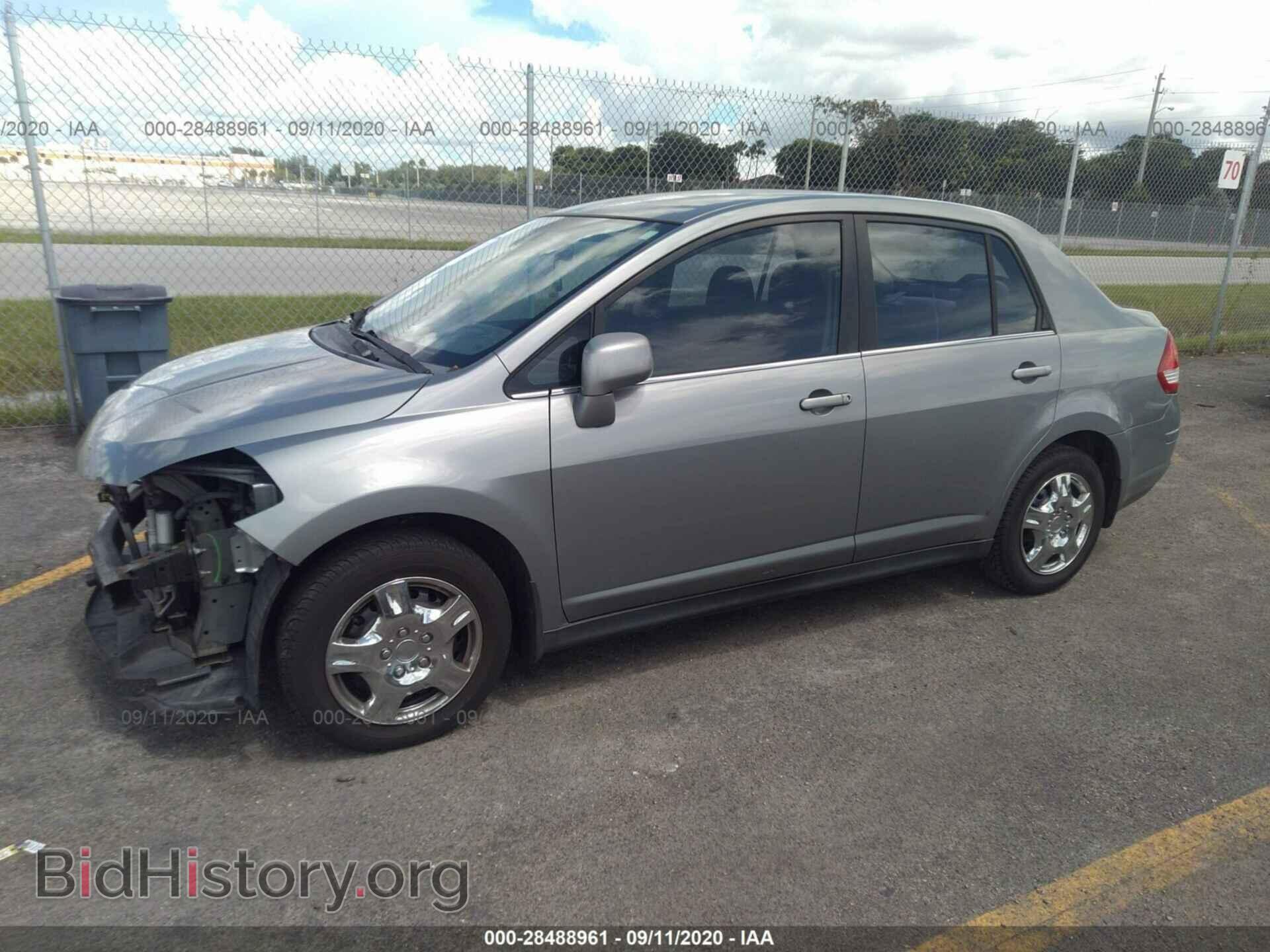 2007 NISSAN VERSA - VIN: 3N1BC11E27L460468 - Фото 2
