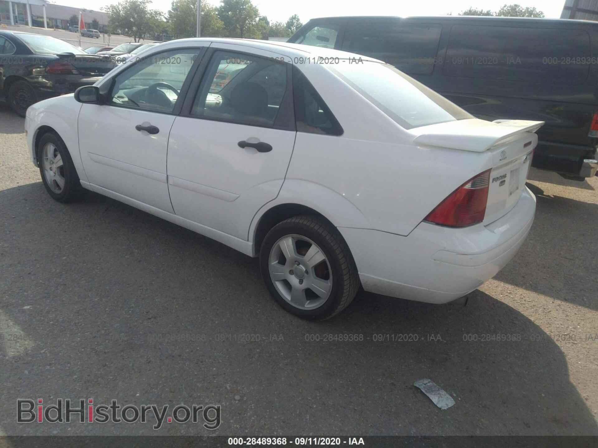 2007 FORD FOCUS - VIN: 1FAFP34N17W272387 - Фото 3