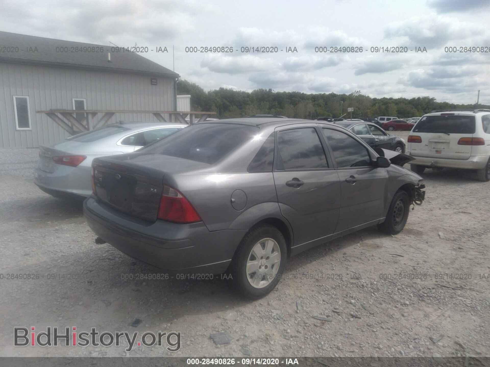 2006 FORD FOCUS - VIN: 1FAHP34N76W229695 - Фото 4