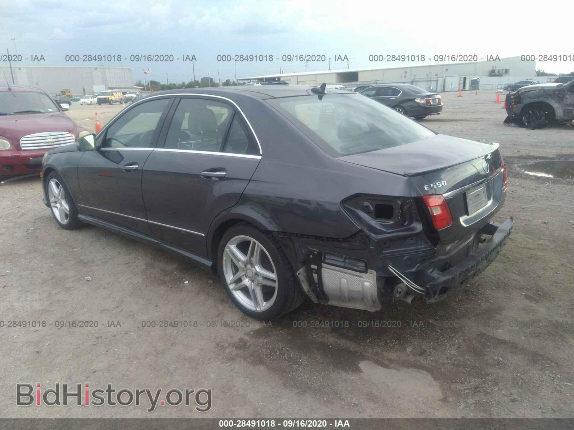 2011 MERCEDES-BENZ E-CLASS - VIN: WDDHF7CB4BA379384 - Фото 3