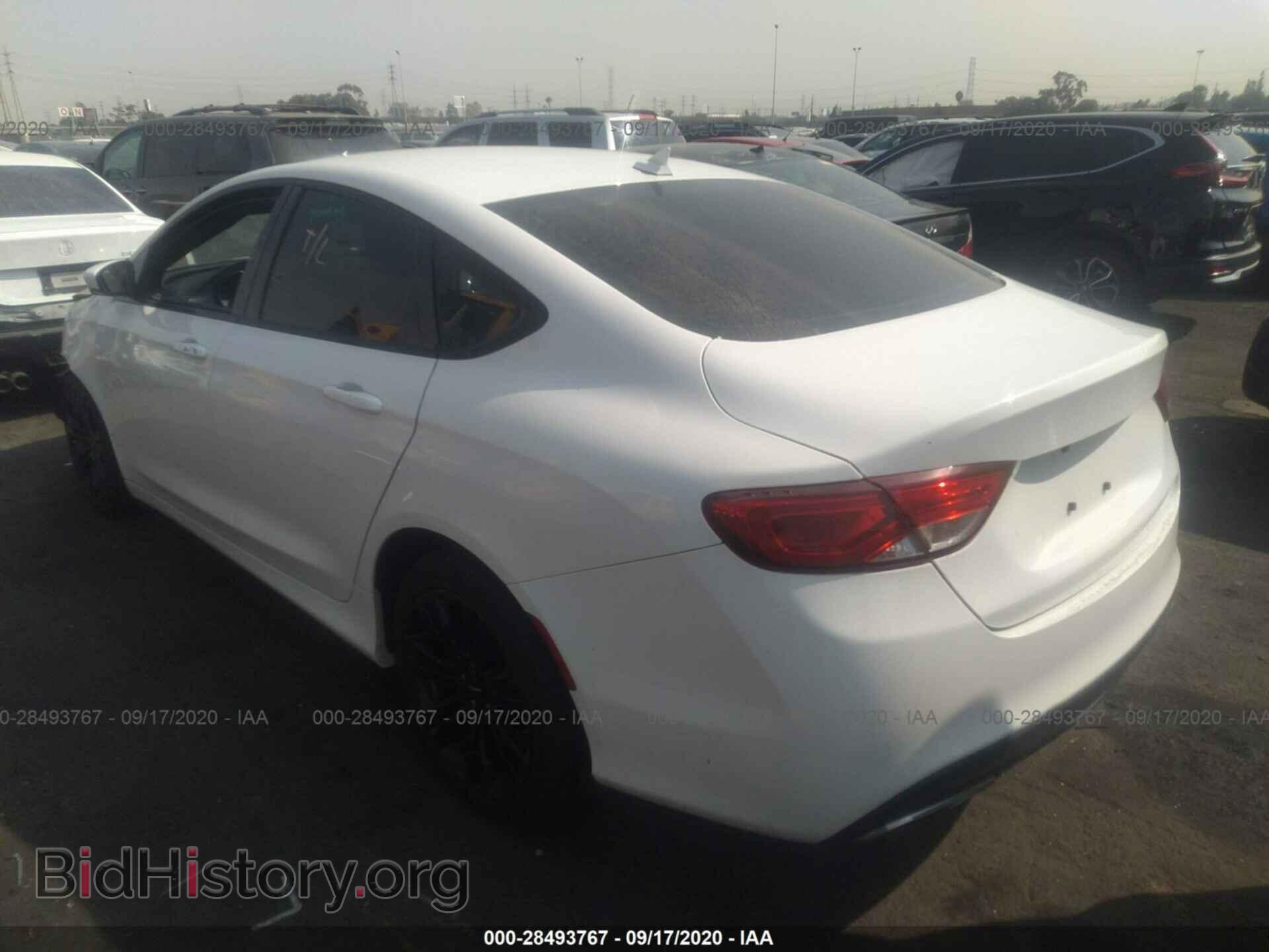 2015 CHRYSLER 200 - VIN: 1C3CCCDG4FN601604 - Фото 3