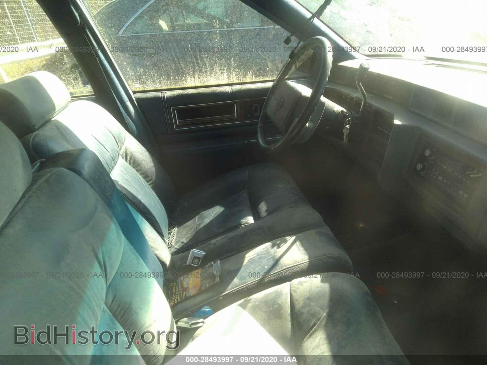 1993 CADILLAC DEVILLE - VIN: 1G6CD53B0P4319626 - Photo 5
