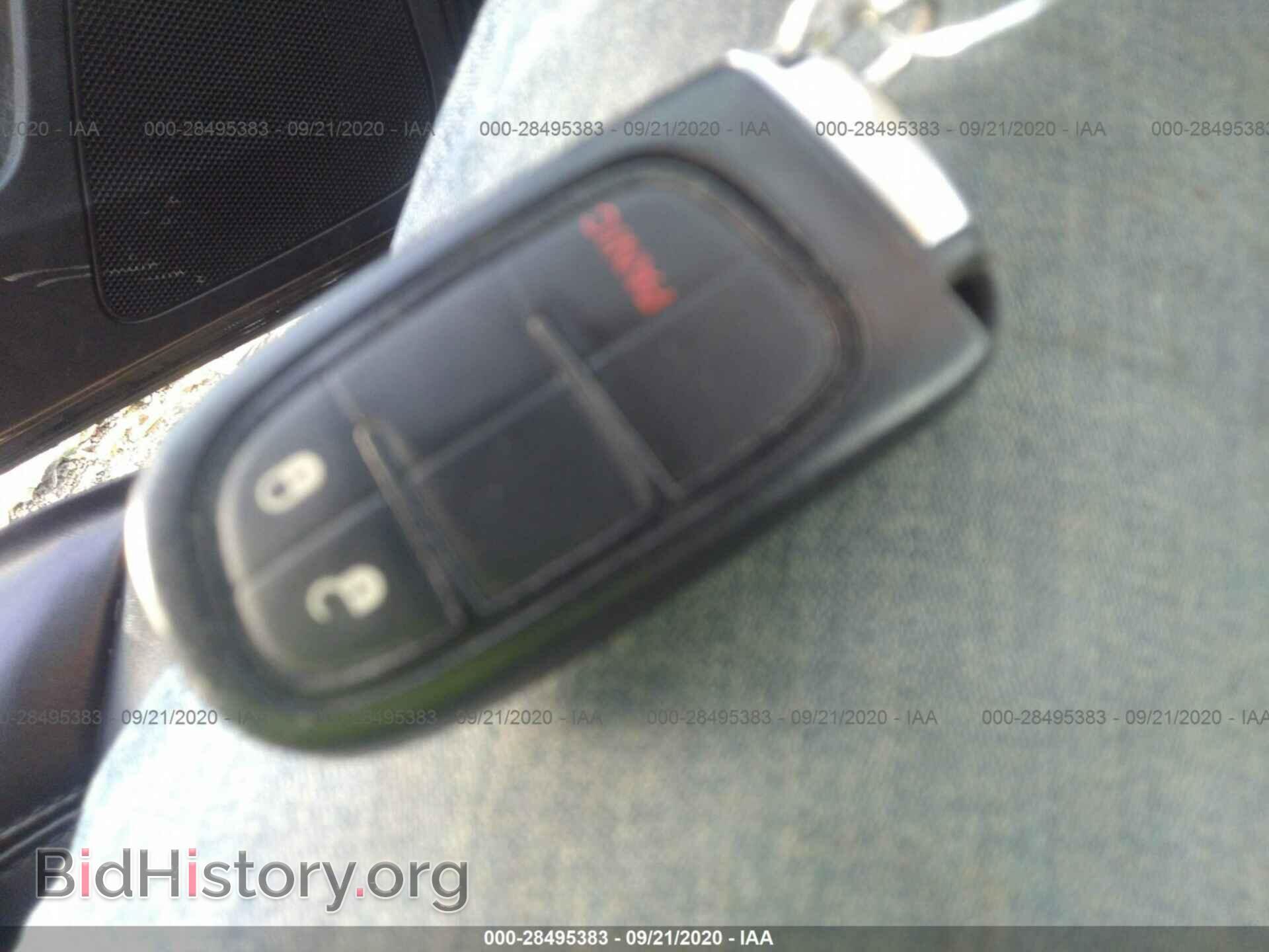 2019 JEEP CHEROKEE - VIN: 1C4PJLLB0KD338892 - Photo 10