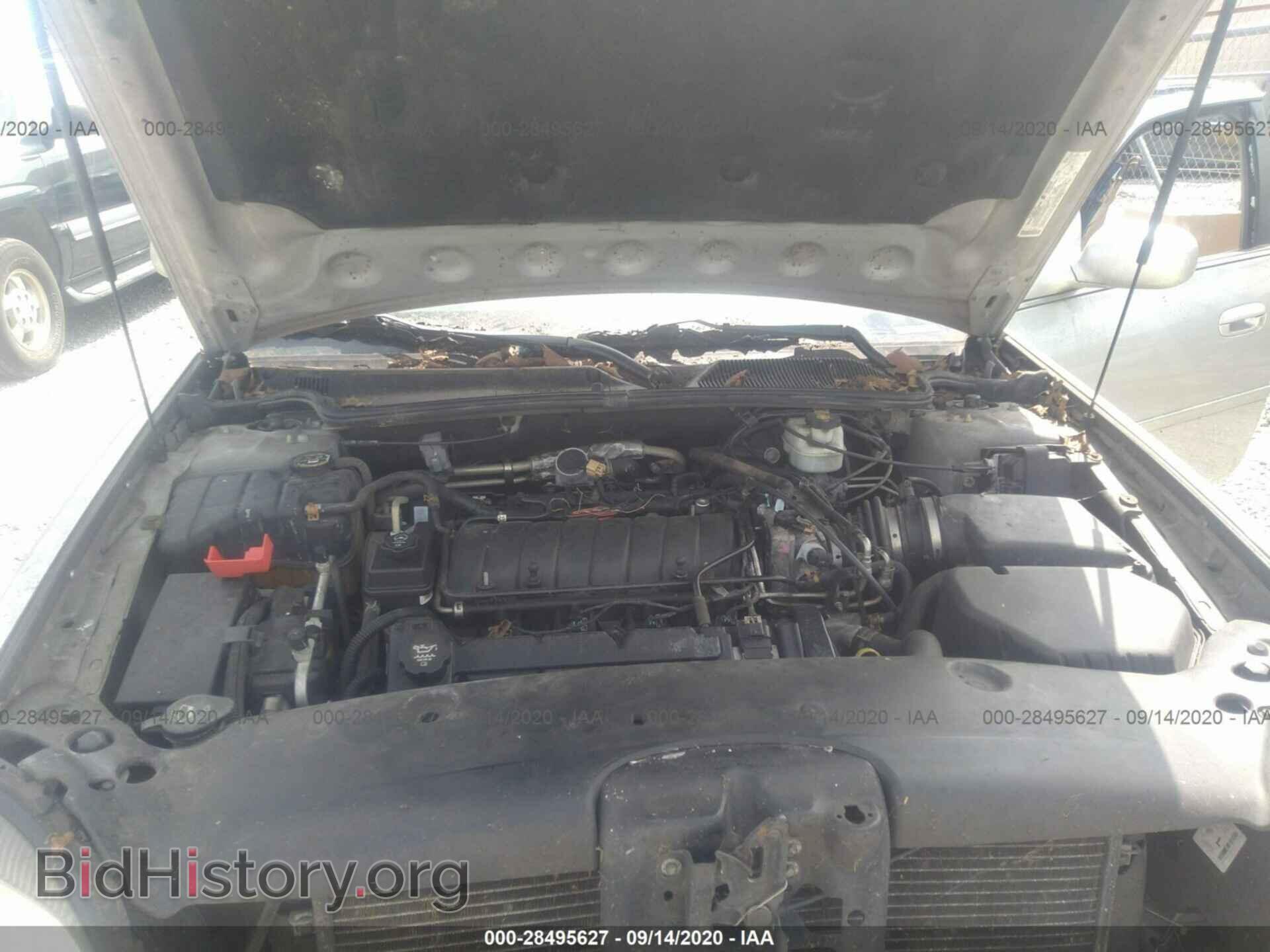 2004 CADILLAC DEVILLE - VIN: 1G6KD54Y54U241483 - Photo 10