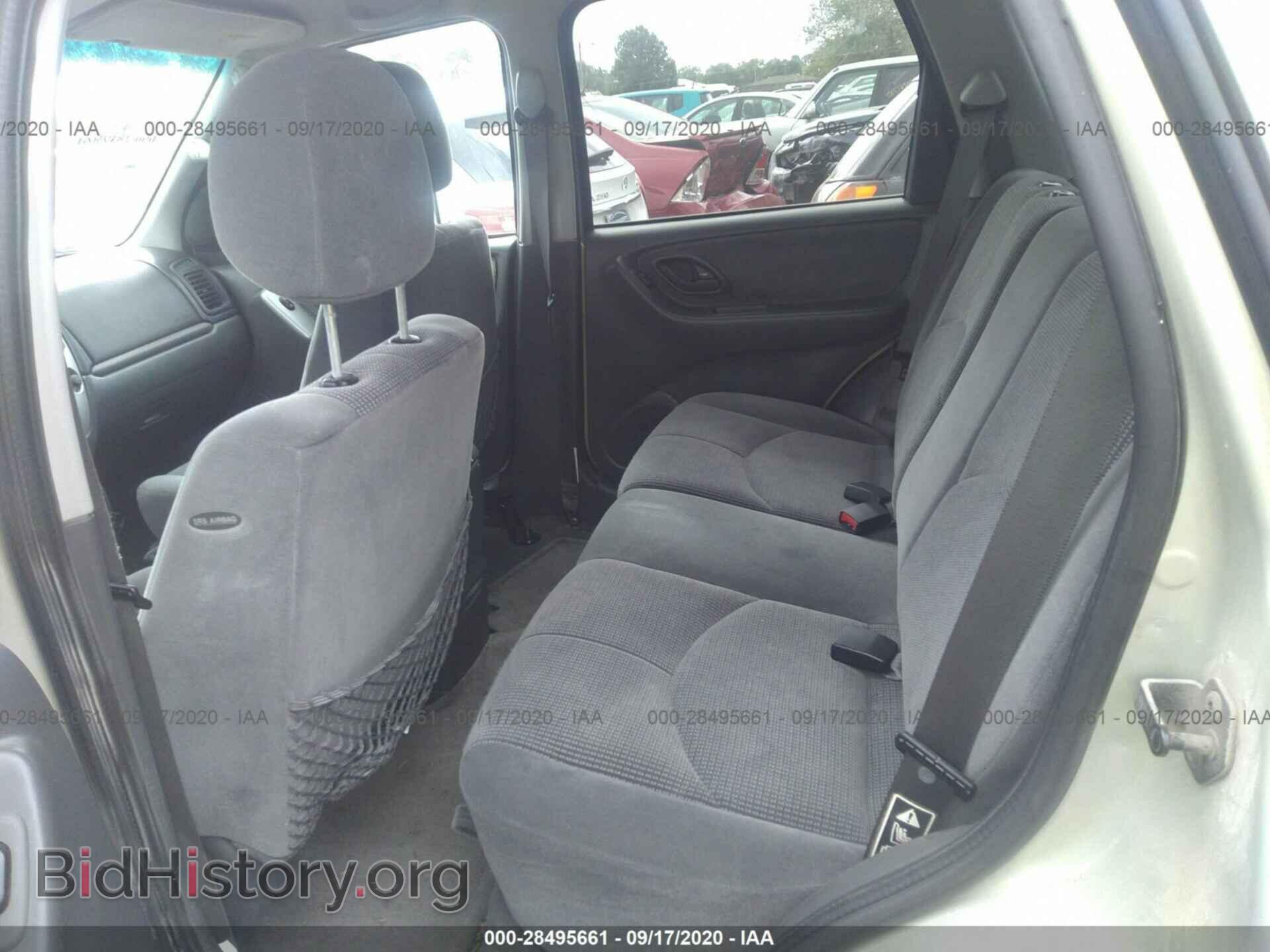 2004 MAZDA TRIBUTE - VIN: 4F2CZ04114KM13173 - Фото 8