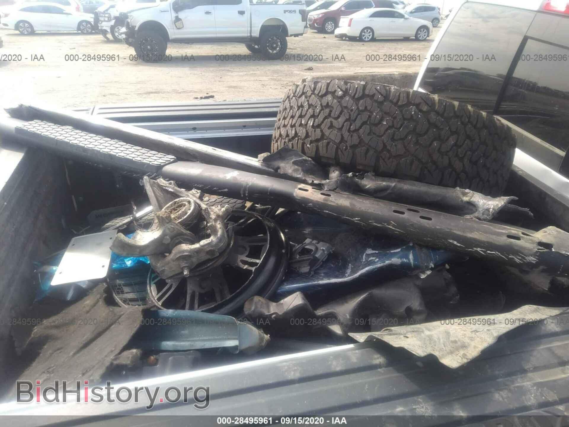 2017 RAM 1500 - VIN: 1C6RR7YT8HS502492 - Фото 11
