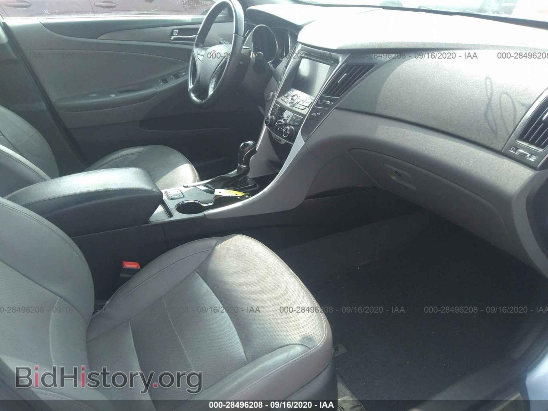 2012 HYUNDAI SONATA - VIN: KMHEC4A44CA046107 - Фото 5