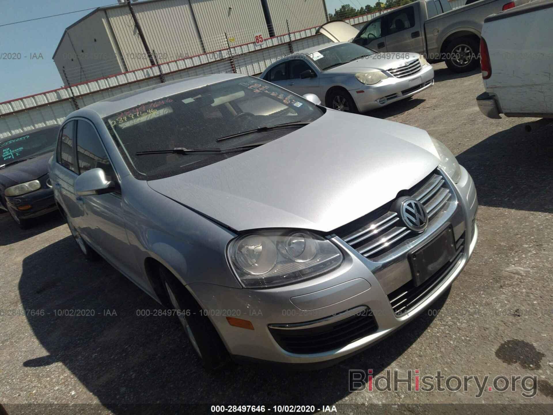 Photo 3VWRZ7AJ2AM037477 - VOLKSWAGEN JETTA SEDAN 2010