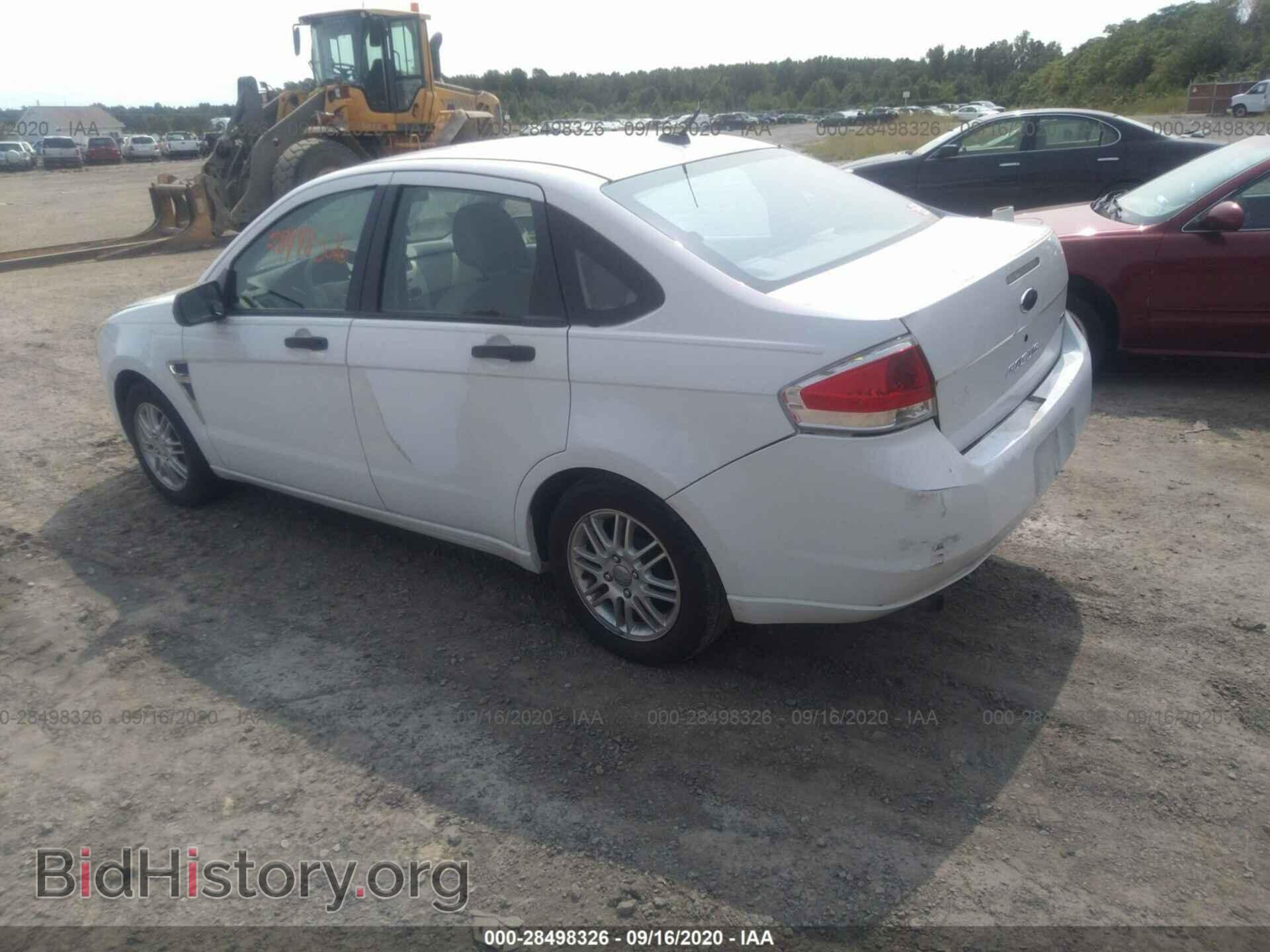 2008 FORD FOCUS - VIN: 1FAHP35N28W261875 - Фото 3