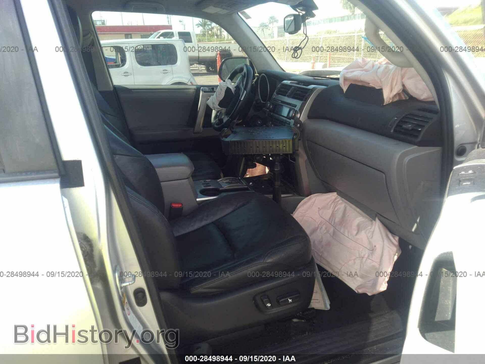 2011 TOYOTA 4RUNNER - VIN: JTEZU5JR2B5030446 - Фото 5