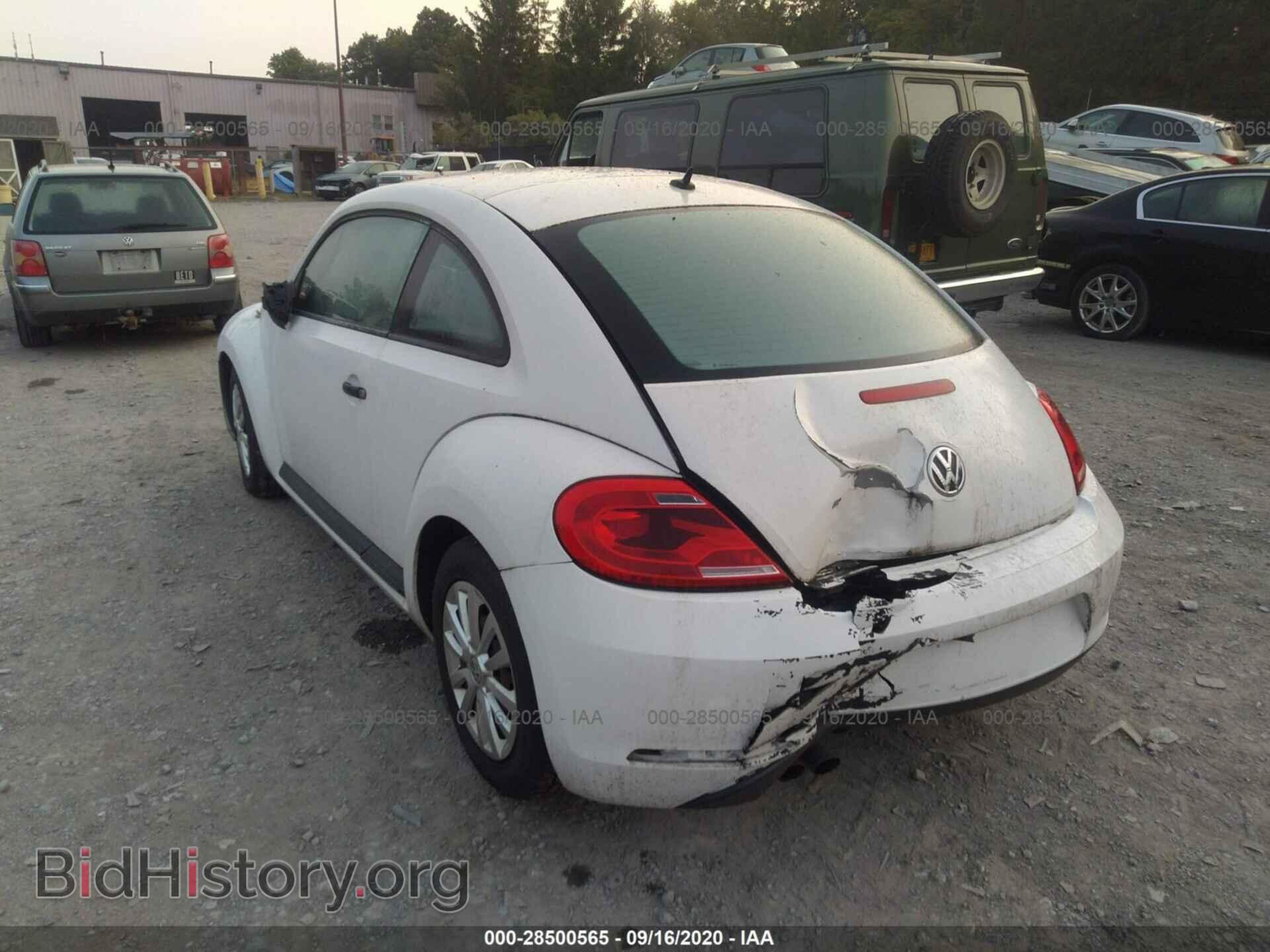 2012 VOLKSWAGEN BEETLE - VIN: 3VWFP7AT4CM653713 - Фото 3