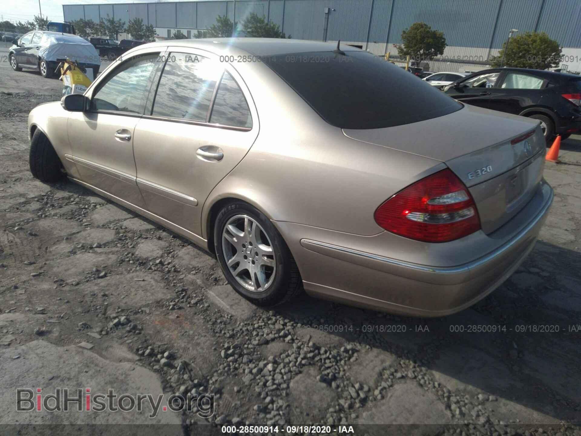 2003 MERCEDES-BENZ E-CLASS - VIN: WDBUF65J83X098600 - Фото 3