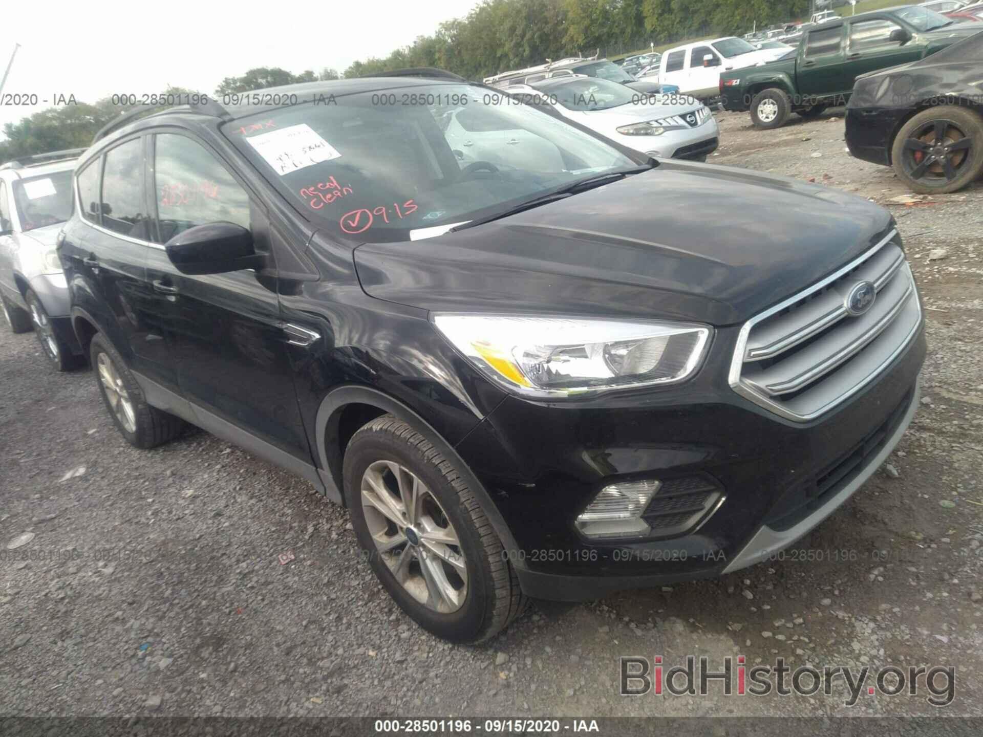 Photo 1FMCU9GD3JUD14388 - FORD ESCAPE 2018