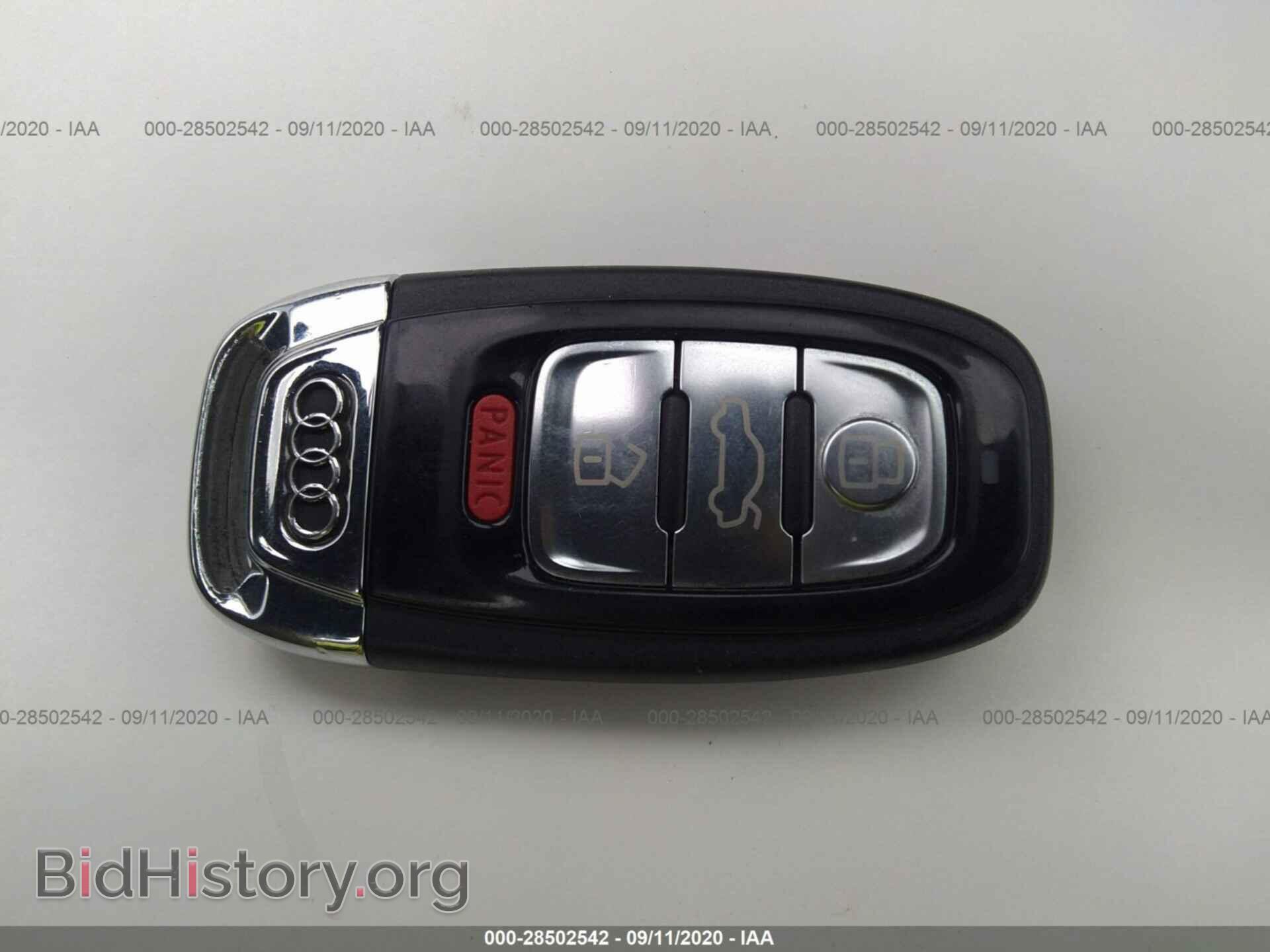2013 AUDI S8 - VIN: WAUD2AFDXDN018457 - Фото 11