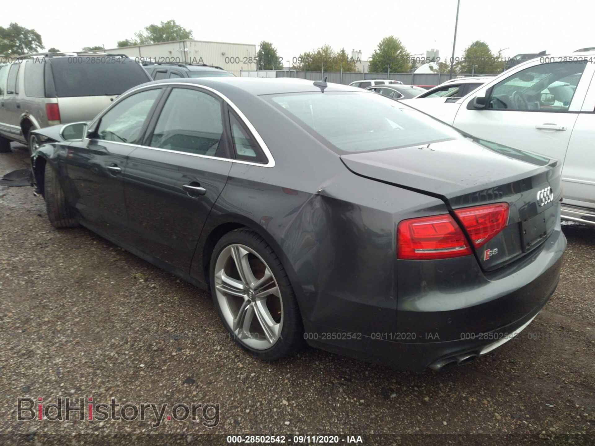 2013 AUDI S8 - VIN: WAUD2AFDXDN018457 - Фото 3