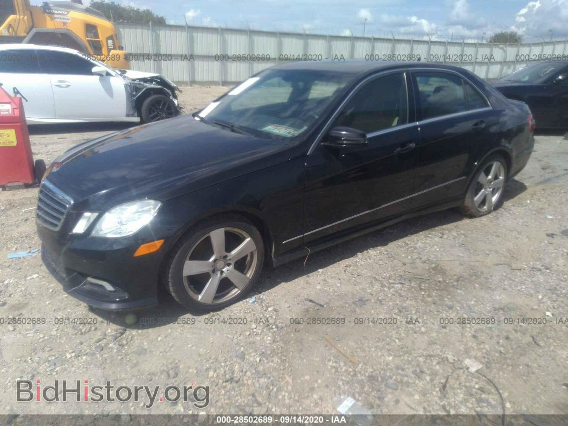 2011 MERCEDES-BENZ E-CLASS - VIN: WDDHF5GB6BA451295 - Фото 2