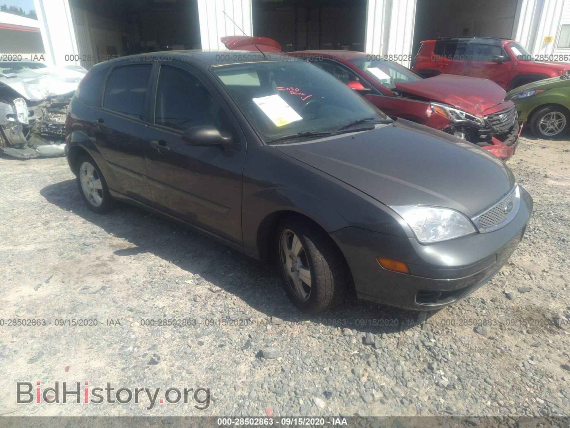 Фотография 3FAFP37N45R118011 - FORD FOCUS 2005