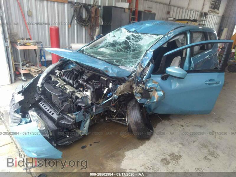 2015 Nissan VERSA NOTE (VIN 3N1CE2CP9FL427341) — photo 2 of 10