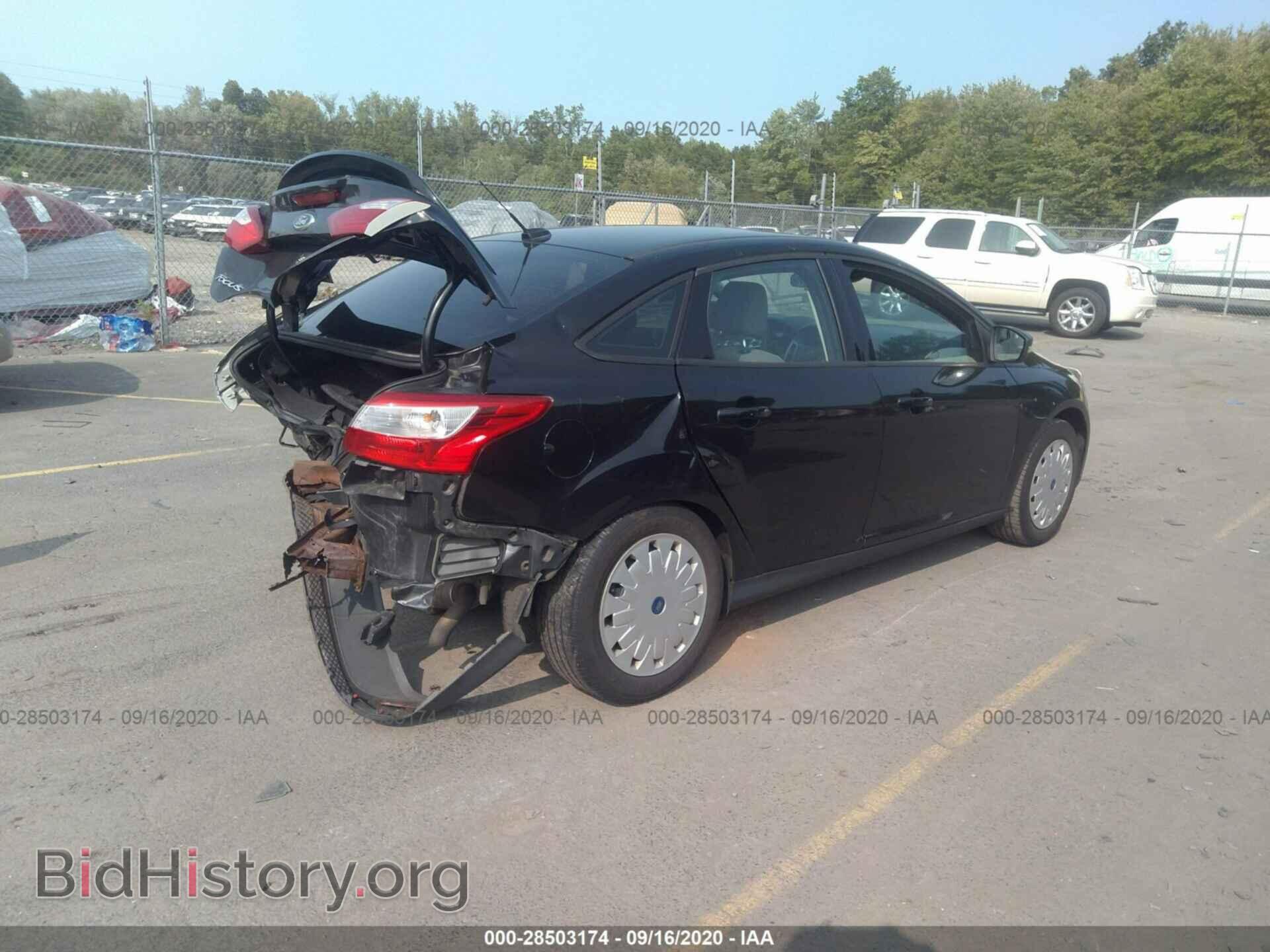 2012 FORD FOCUS - VIN: 1FAHP3F22CL137765 - Photo 4