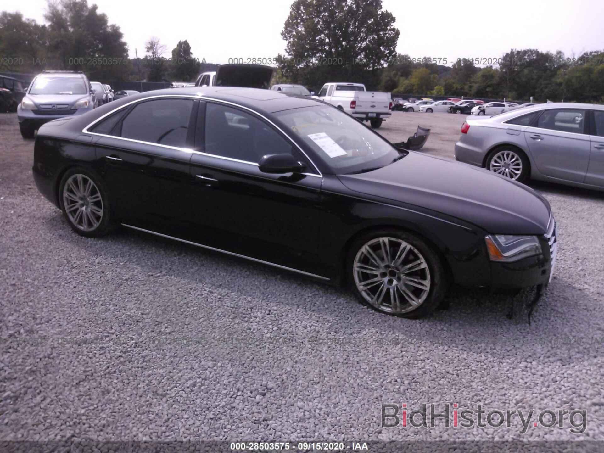 Photo WAUAGAFD5EN004892 - AUDI A8 2014