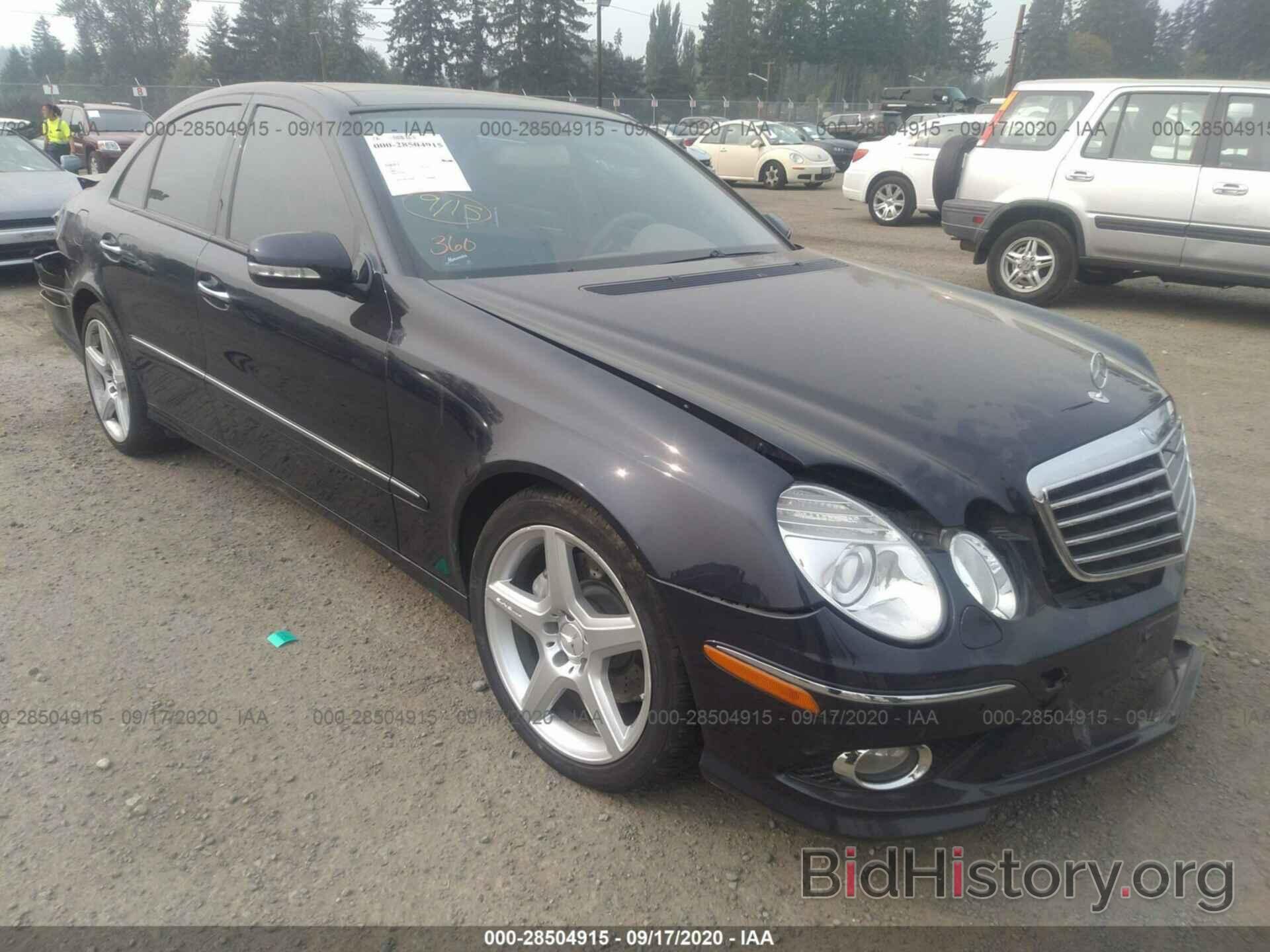 Photo WDBUF56X99B434743 - MERCEDES-BENZ E-CLASS 2009