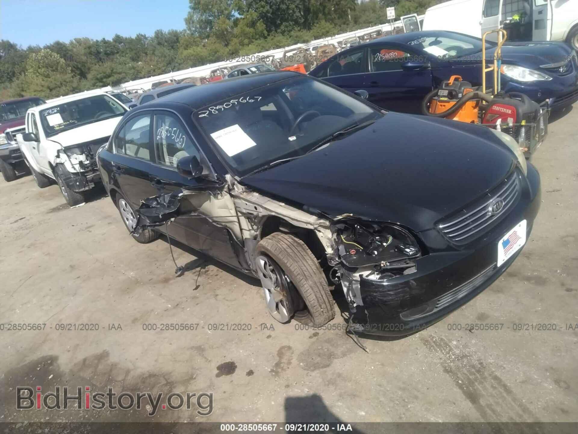 Фотография KNAGE123785255821 - KIA OPTIMA 2008
