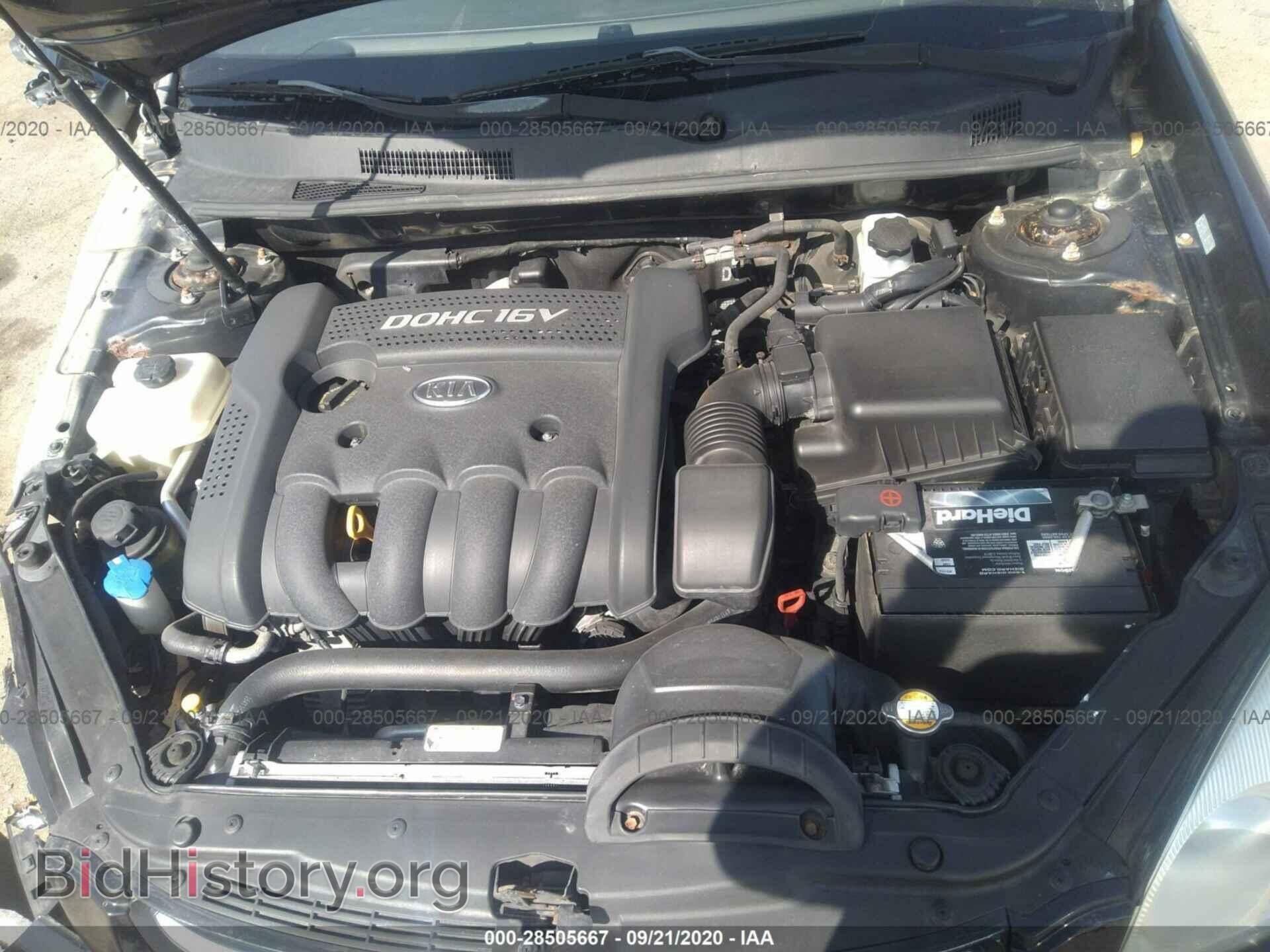 2008 KIA OPTIMA - VIN: KNAGE123785255821 - Фото 10