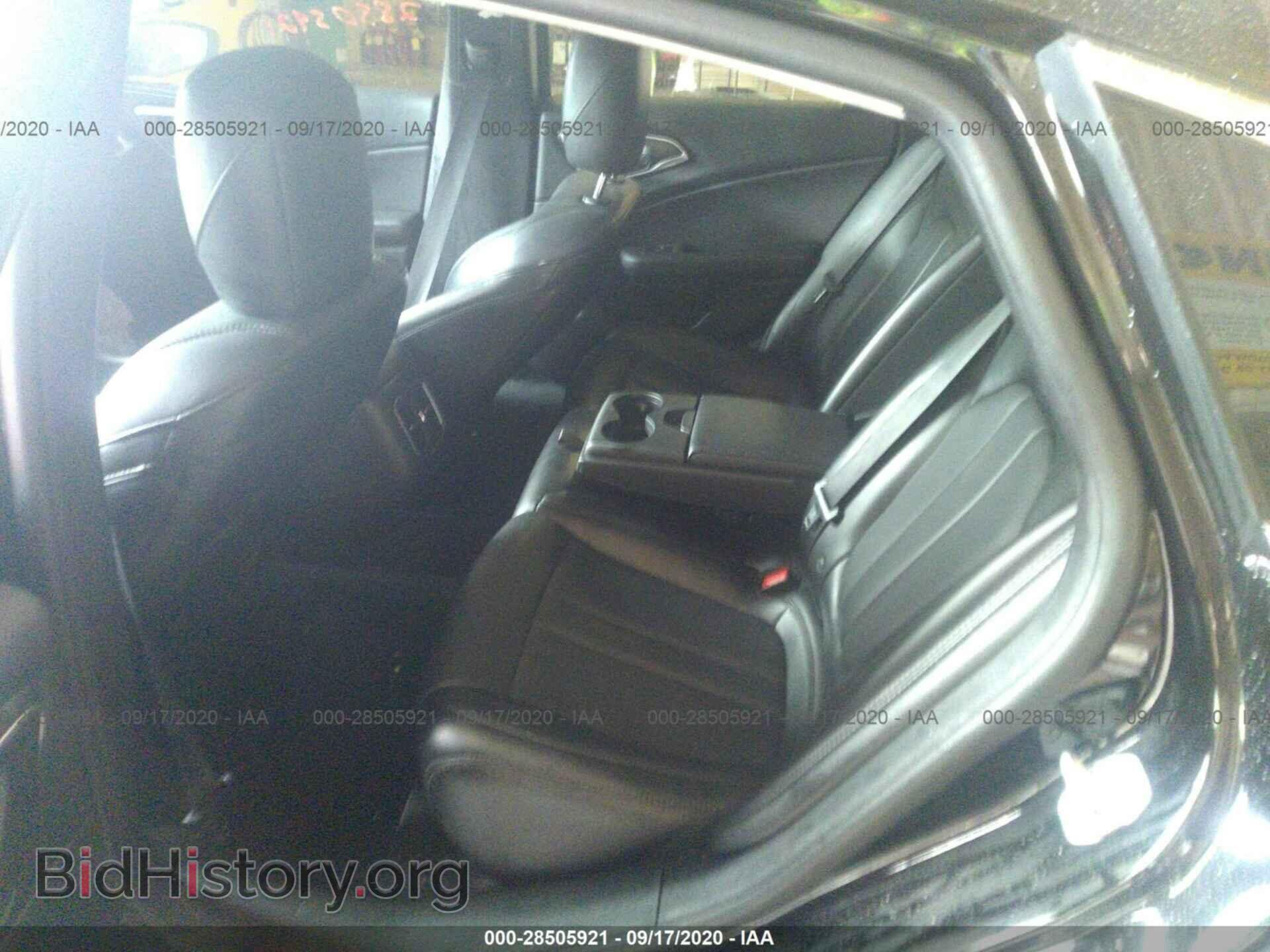 2016 CHRYSLER 200 - VIN: 1C3CCCAB1GN195632 - Фото 8