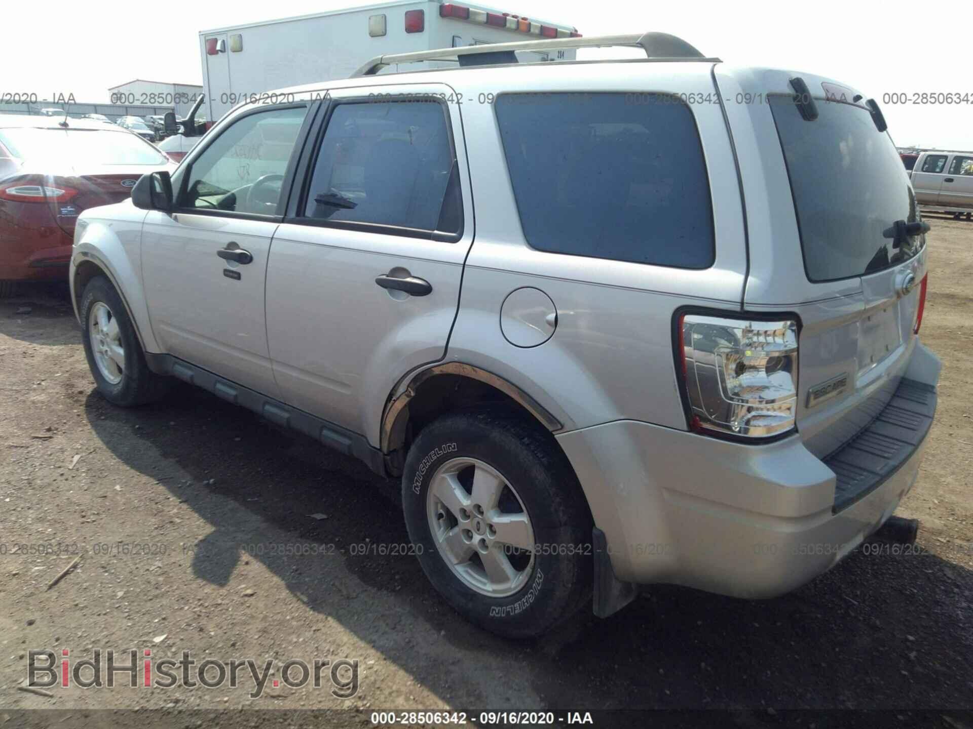 2009 FORD ESCAPE - VIN: 1FMCU93G09KC85360 - Фото 3