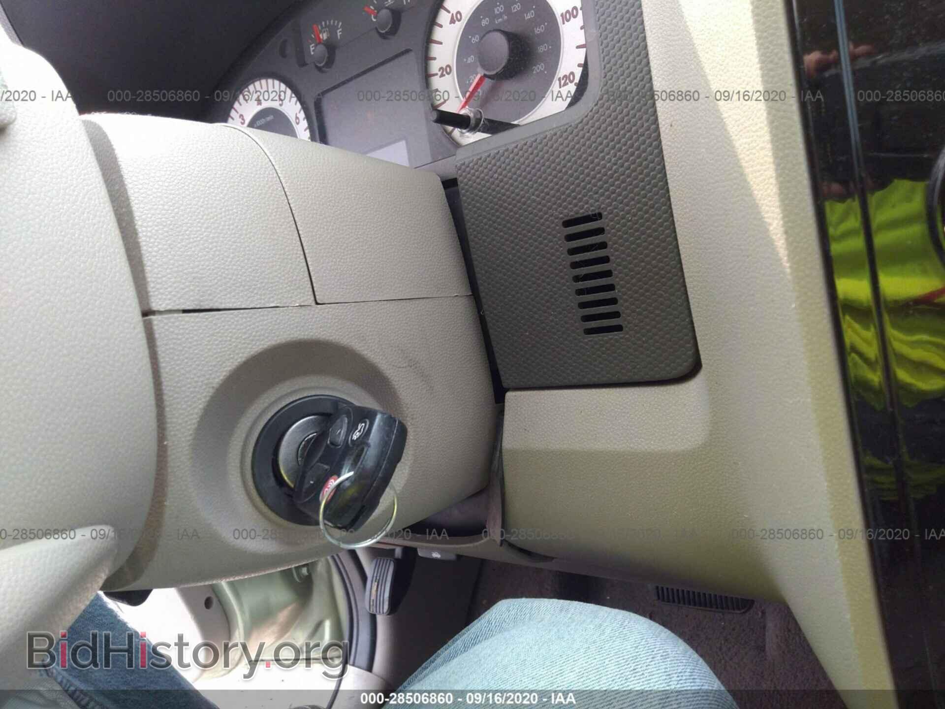 2008 MAZDA TRIBUTE - VIN: 4F2CZ96178KM11659 - Фото 11