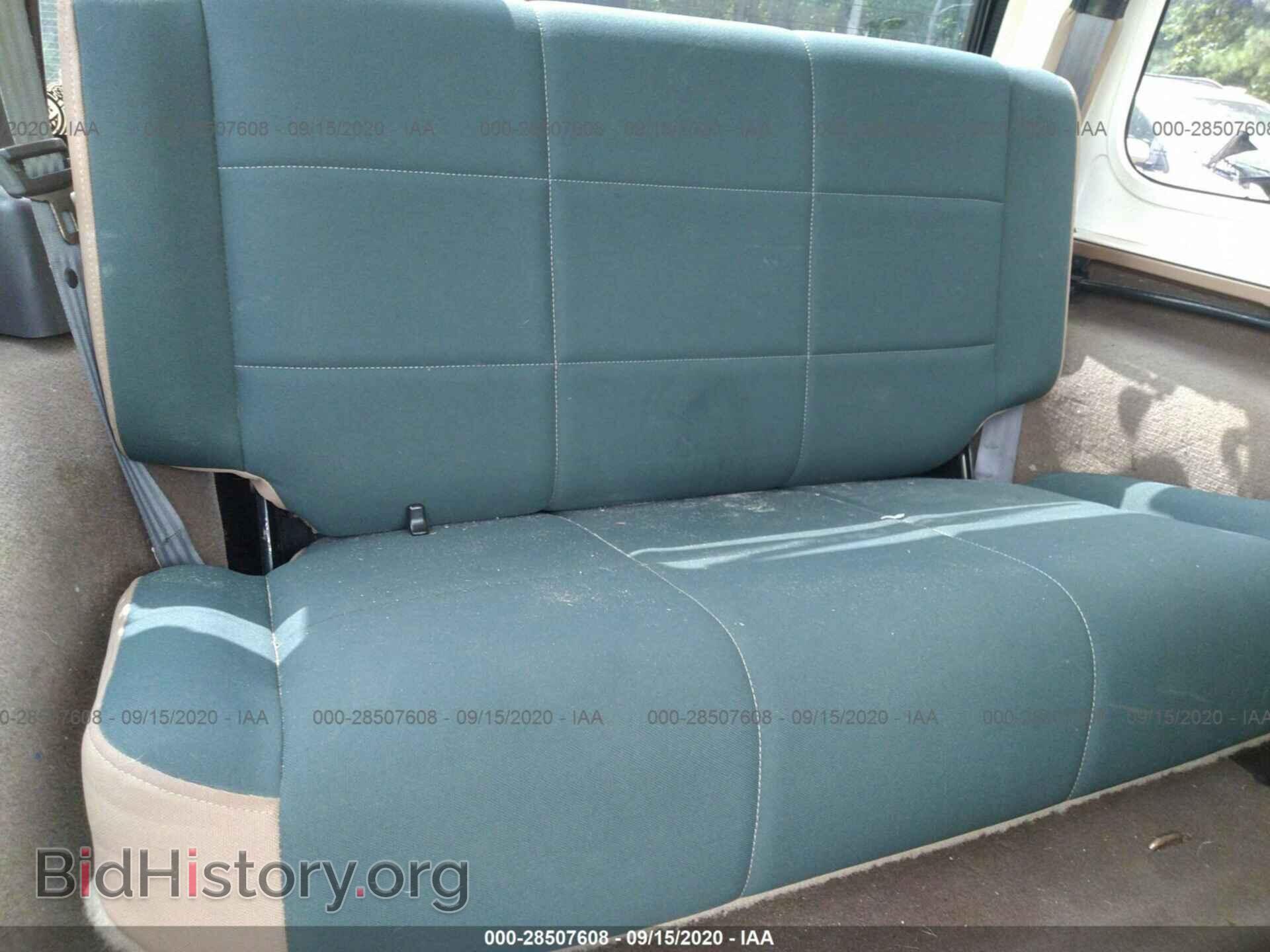 2000 JEEP WRANGLER - VIN: 1J4FA59S3YP719085 - Фото 8