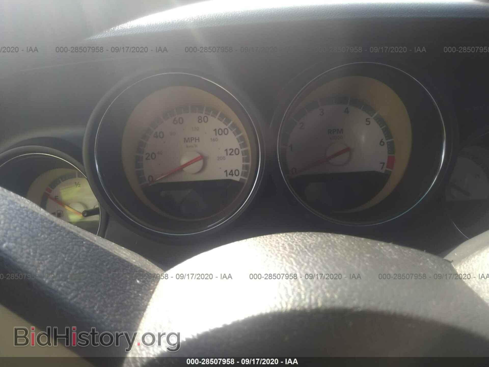 2010 DODGE CHALLENGER - VIN: 2B3CJ4DV6AH103672 - Photo 7
