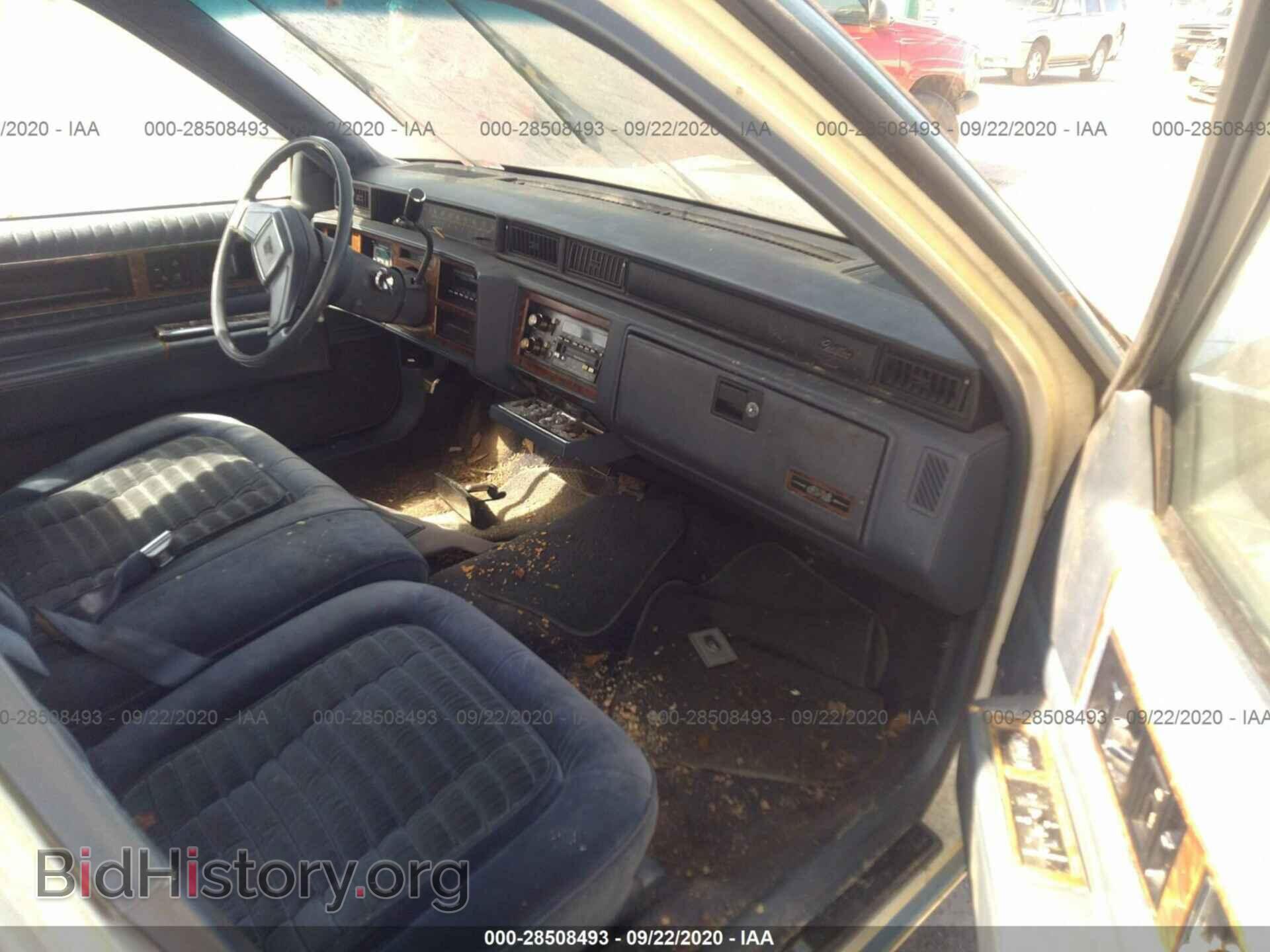 1985 CADILLAC DEVILLE - VIN: 1G6CD6981F4203285 - Photo 5