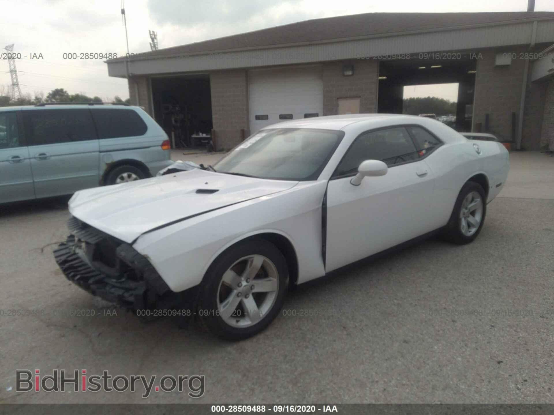 2012 DODGE CHALLENGER - VIN: 2C3CDYAG8CH291444 - Photo 2