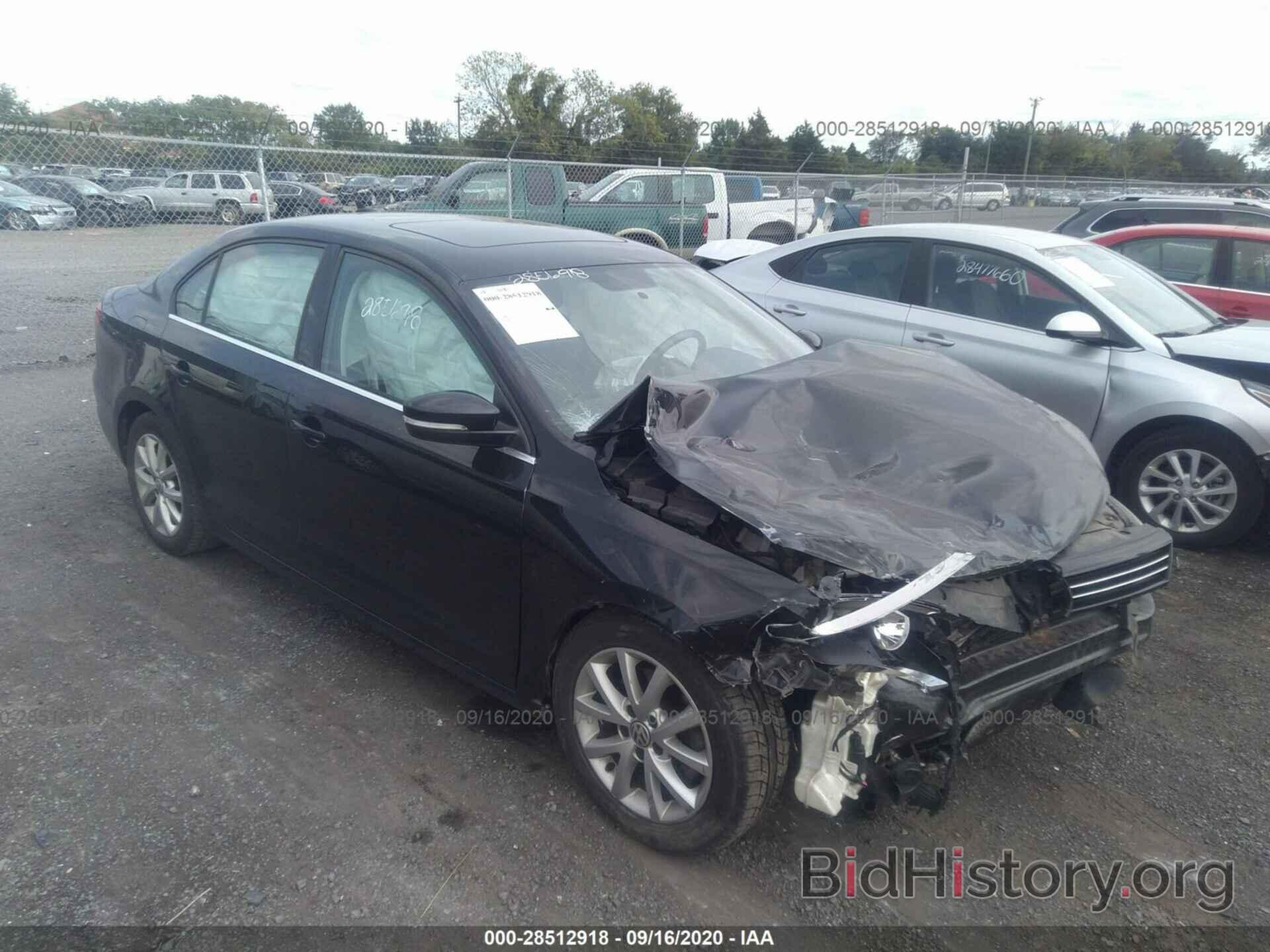 Photo 3VWB17AJ1EM335310 - VOLKSWAGEN JETTA SEDAN 2014