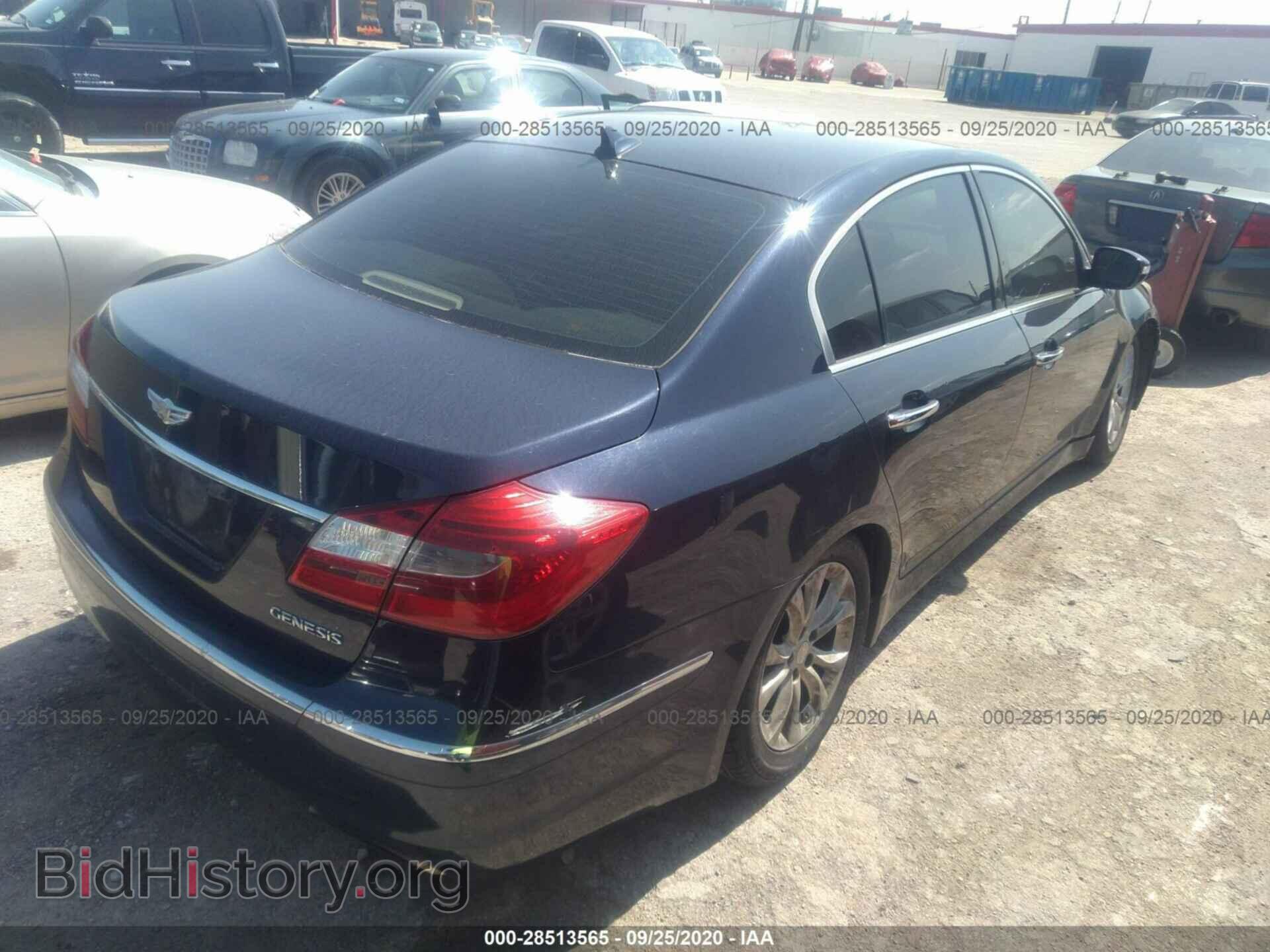 2012 HYUNDAI GENESIS - VIN: KMHGC4DD2CU179001 - Фото 4