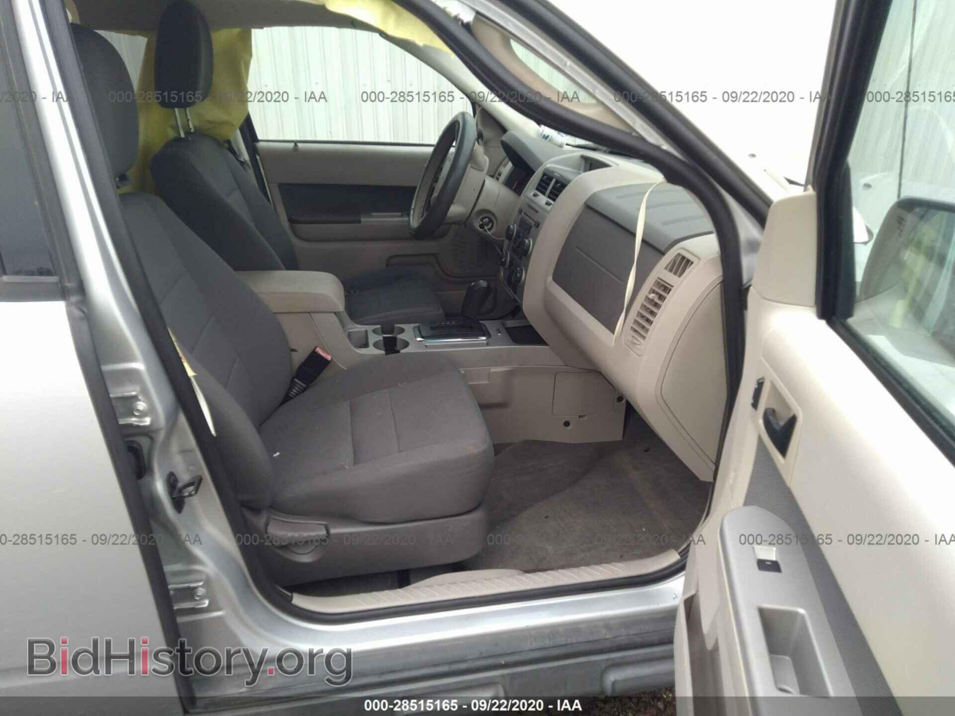 2009 FORD ESCAPE - VIN: 1FMCU03709KC81269 - Фото 5