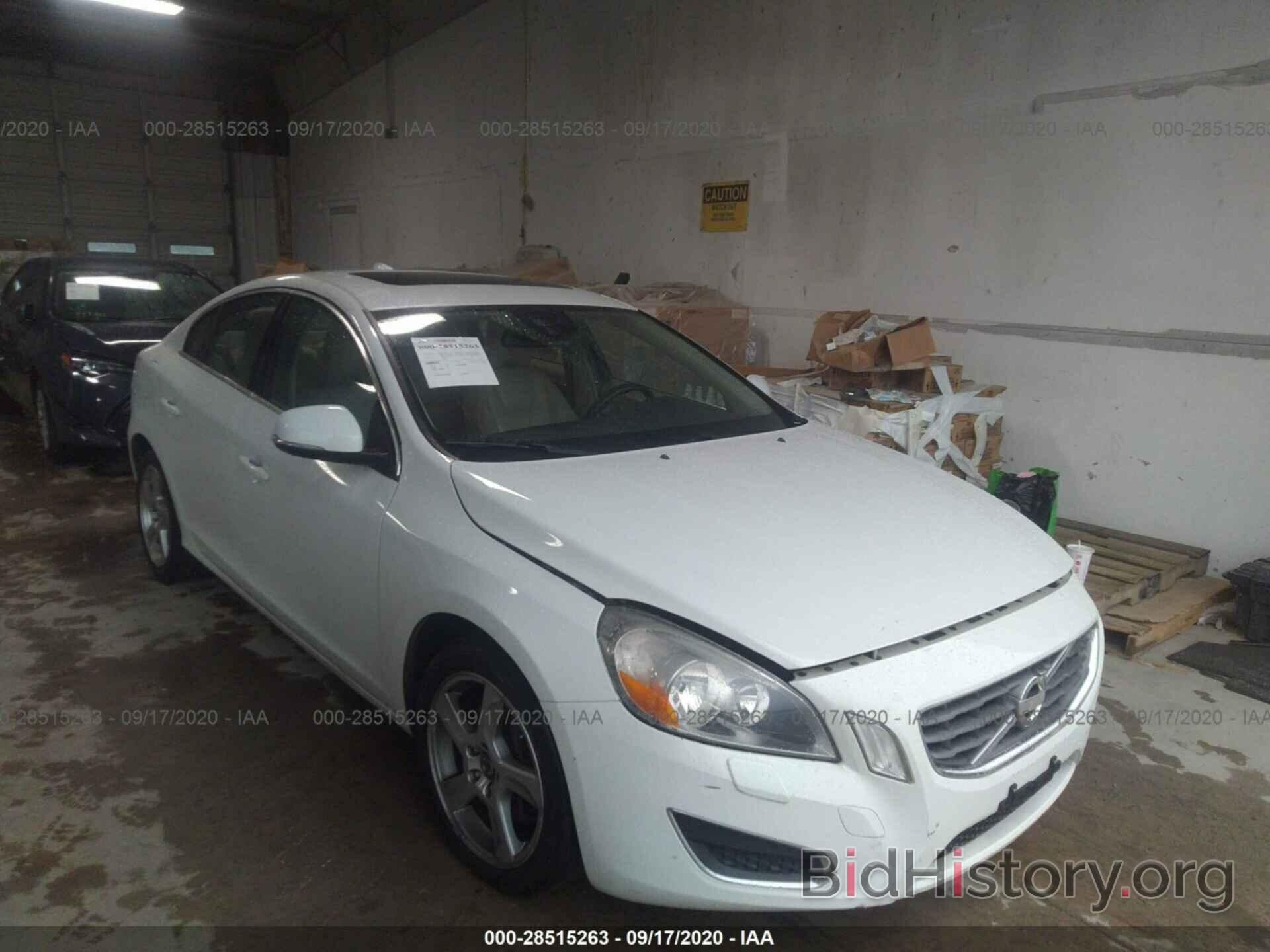 Photo YV1622FS3C2088618 - VOLVO S60 2012