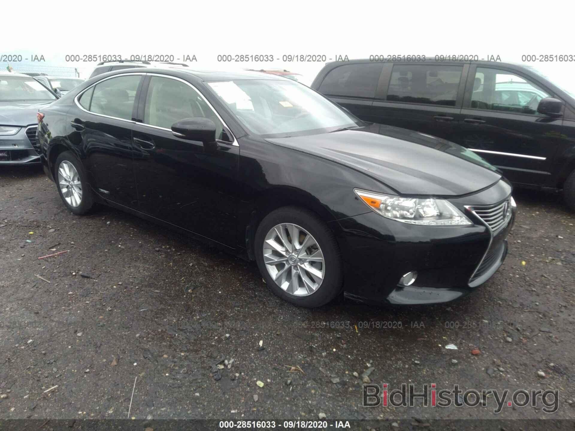 Photo JTHBW1GG4D2010071 - LEXUS ES 300H 2013