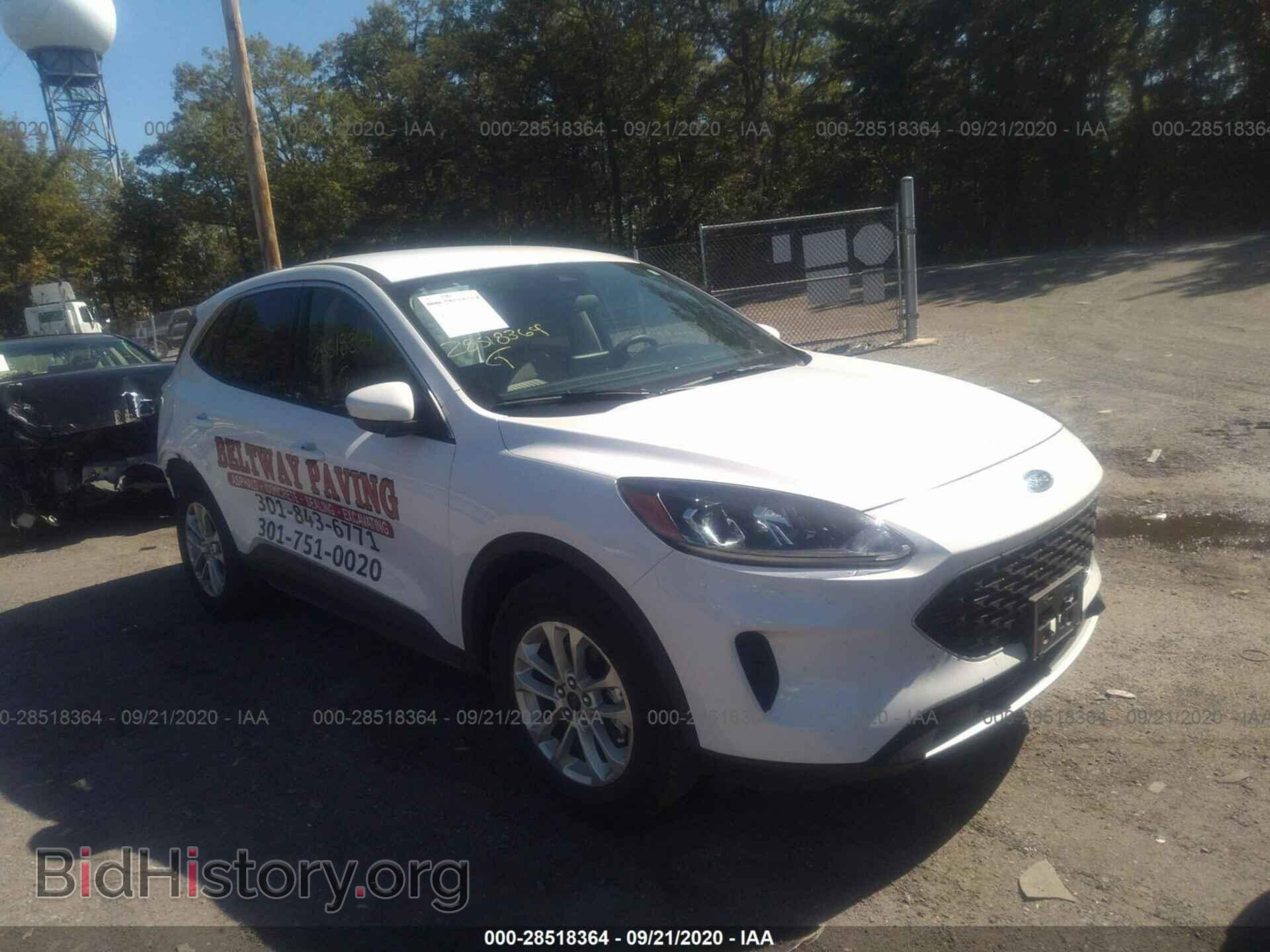 Photo 1FMCU9G65LUA94787 - FORD ESCAPE 2020